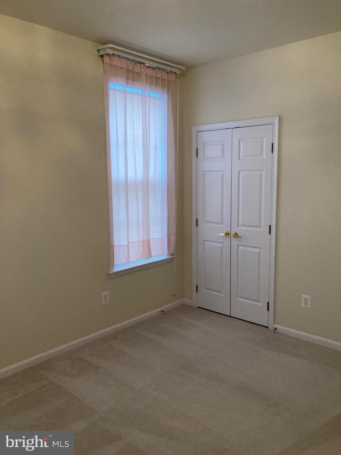 HERITAGE HUNT - Residential Lease