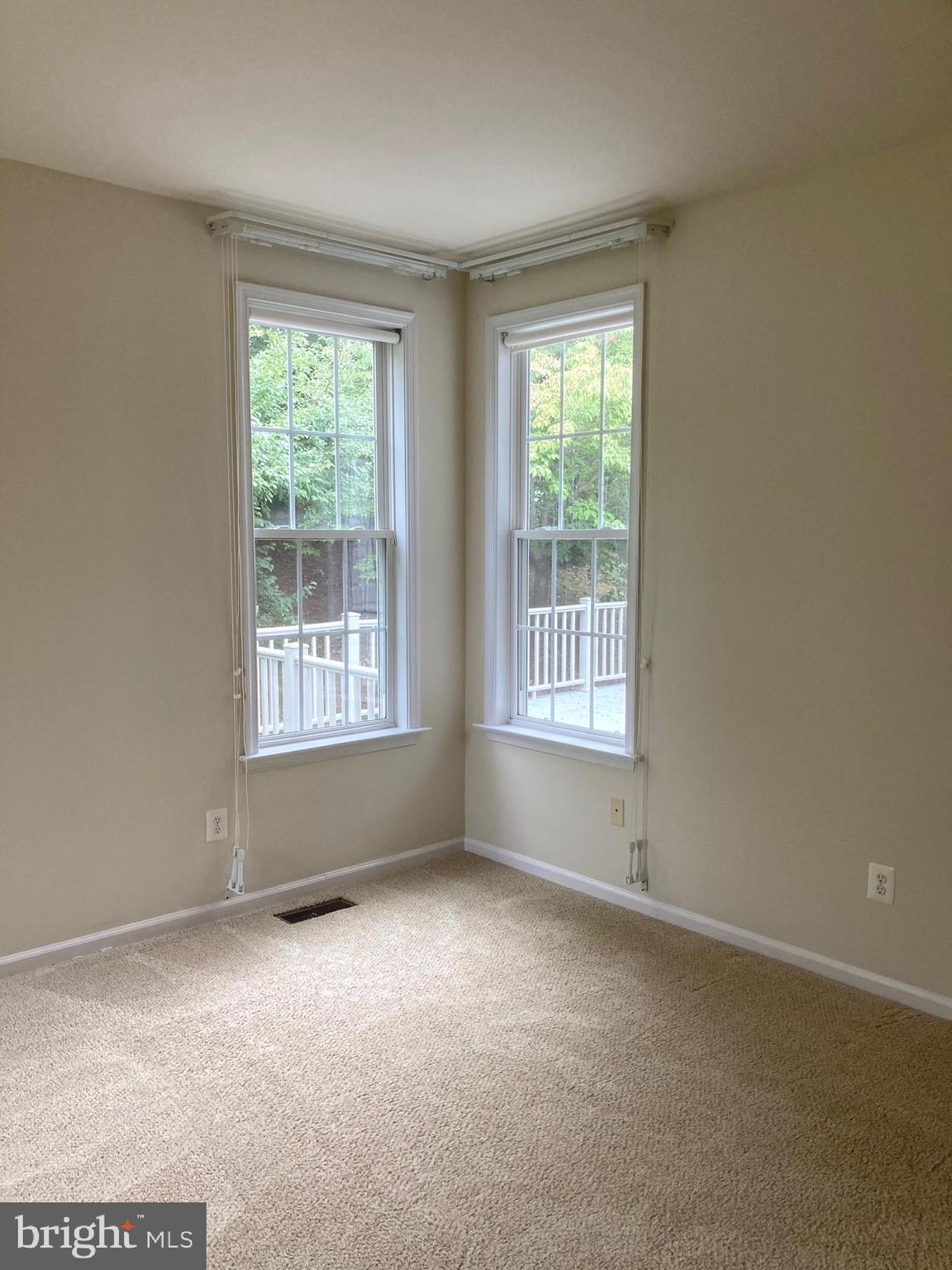 HERITAGE HUNT - Residential Lease