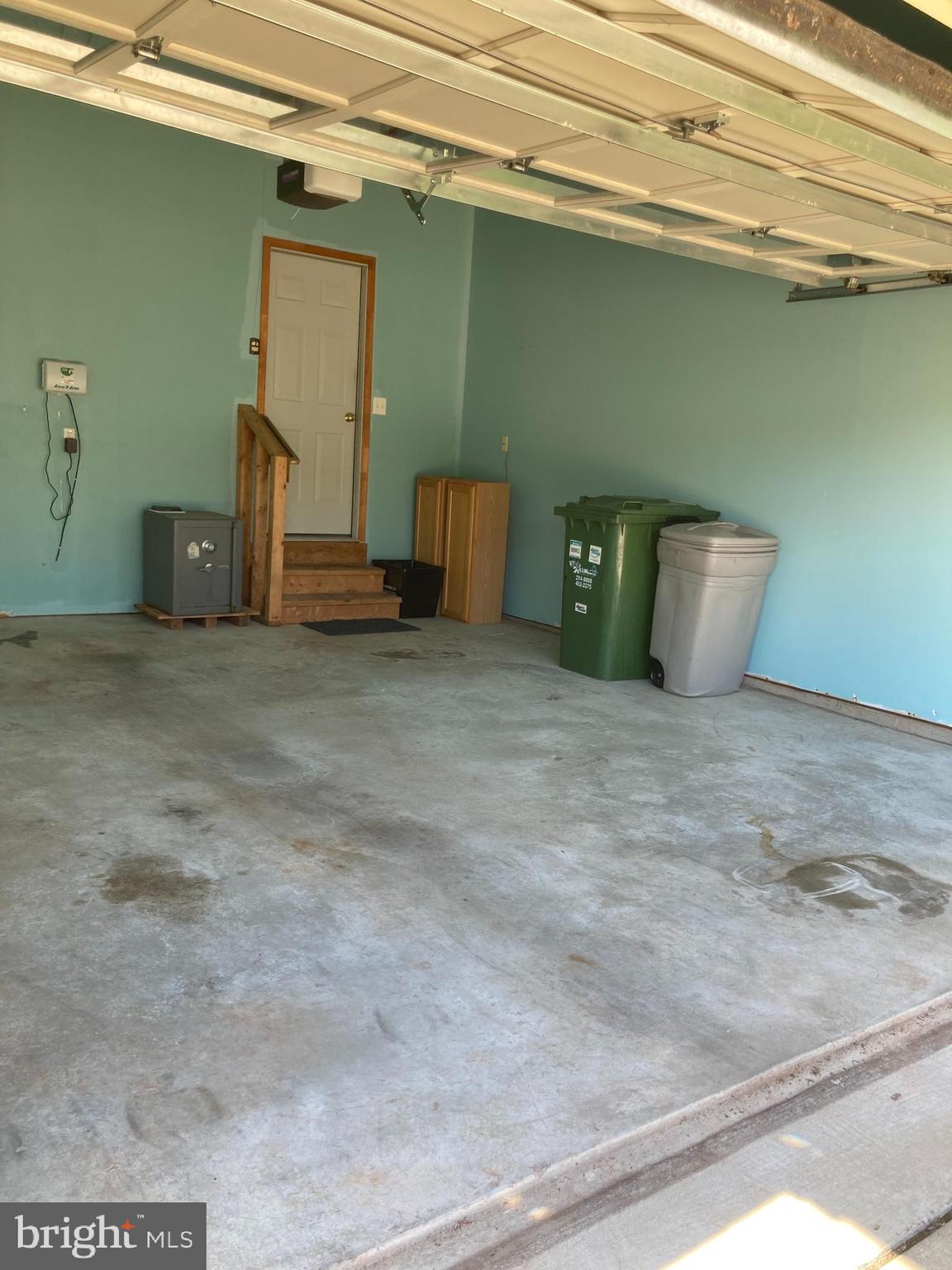 HERITAGE HUNT - Residential Lease