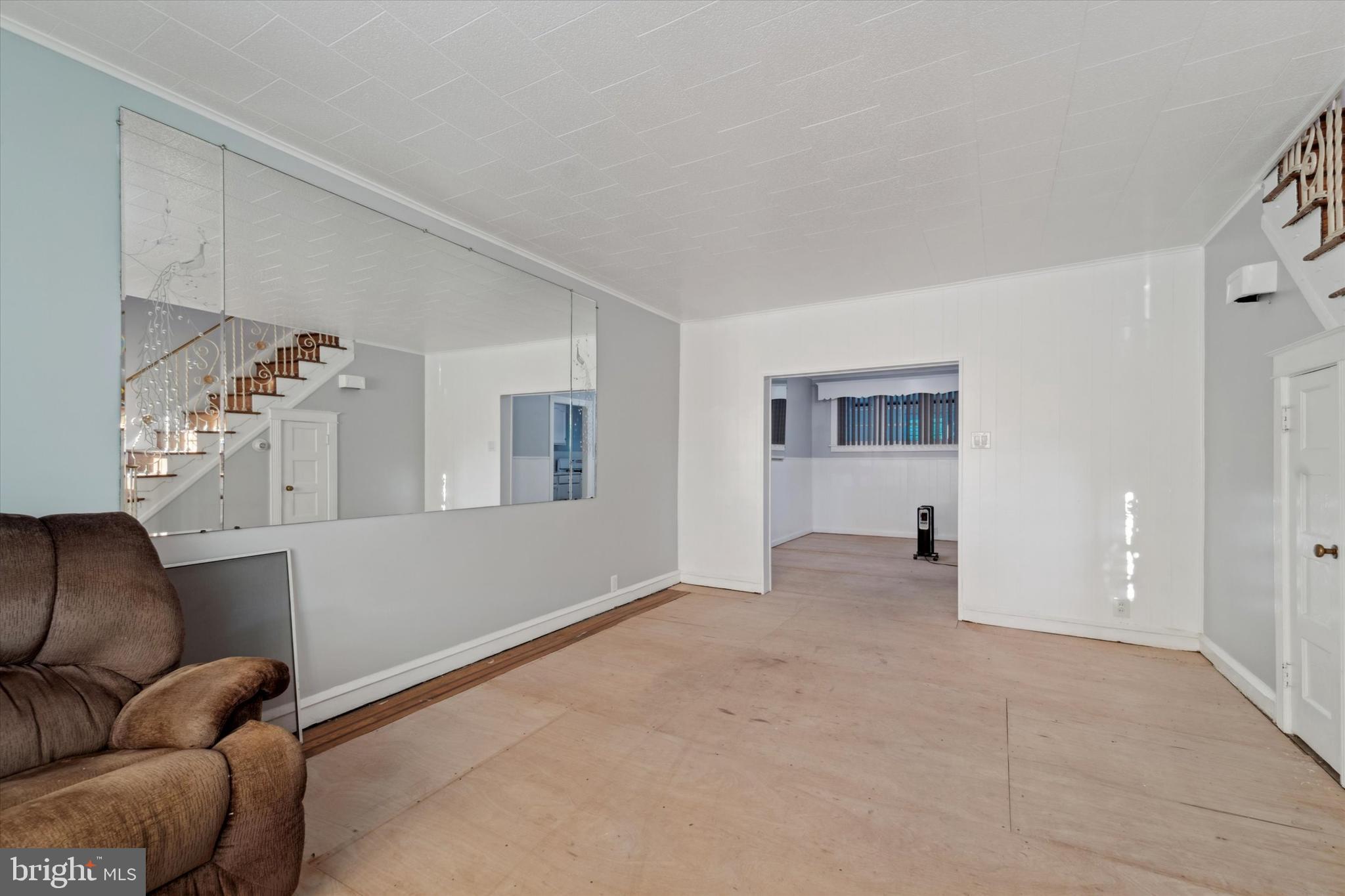 PHILADELPHIA (SOUTHWEST) - Residential