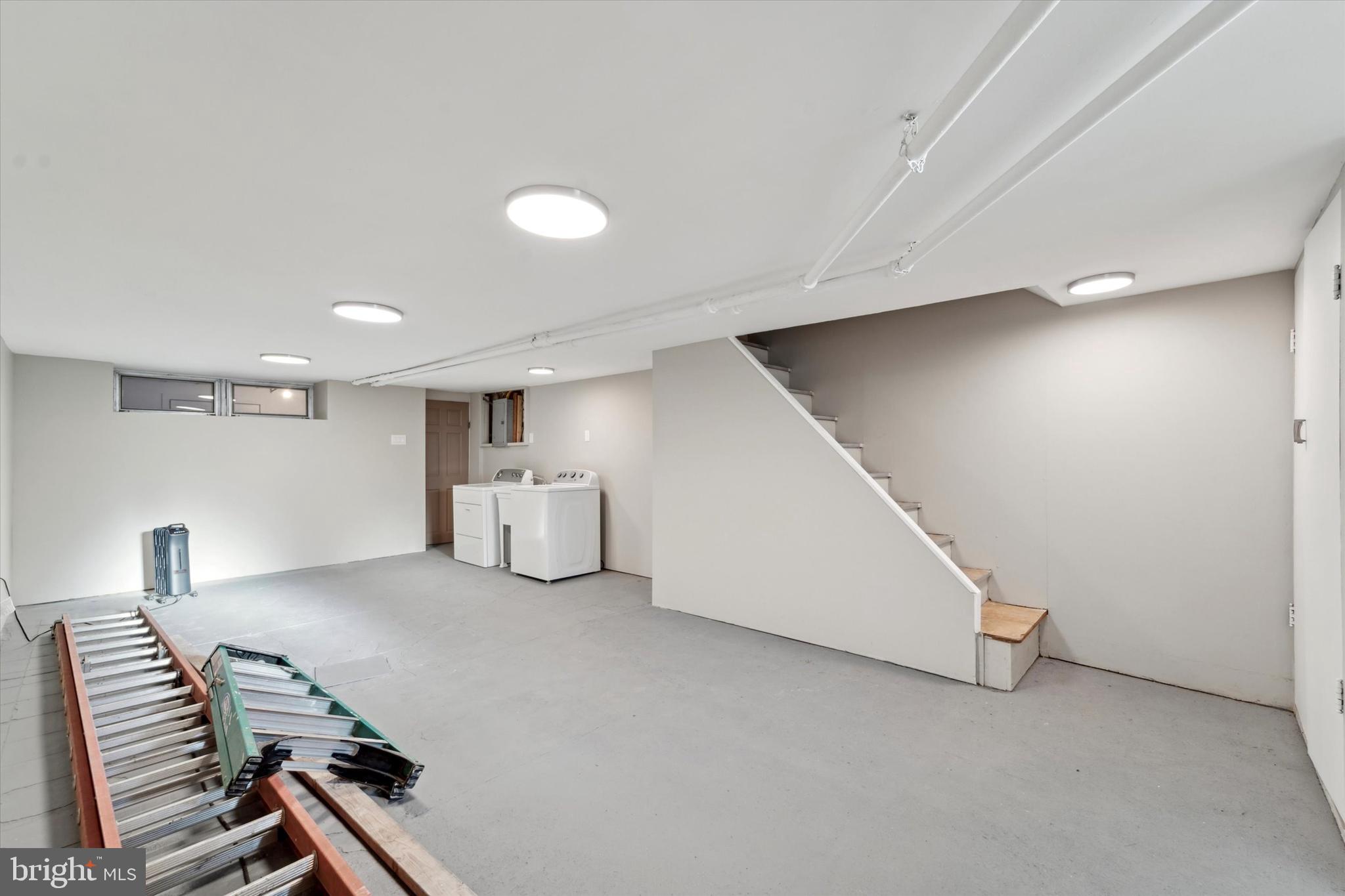 PHILADELPHIA (SOUTHWEST) - Residential