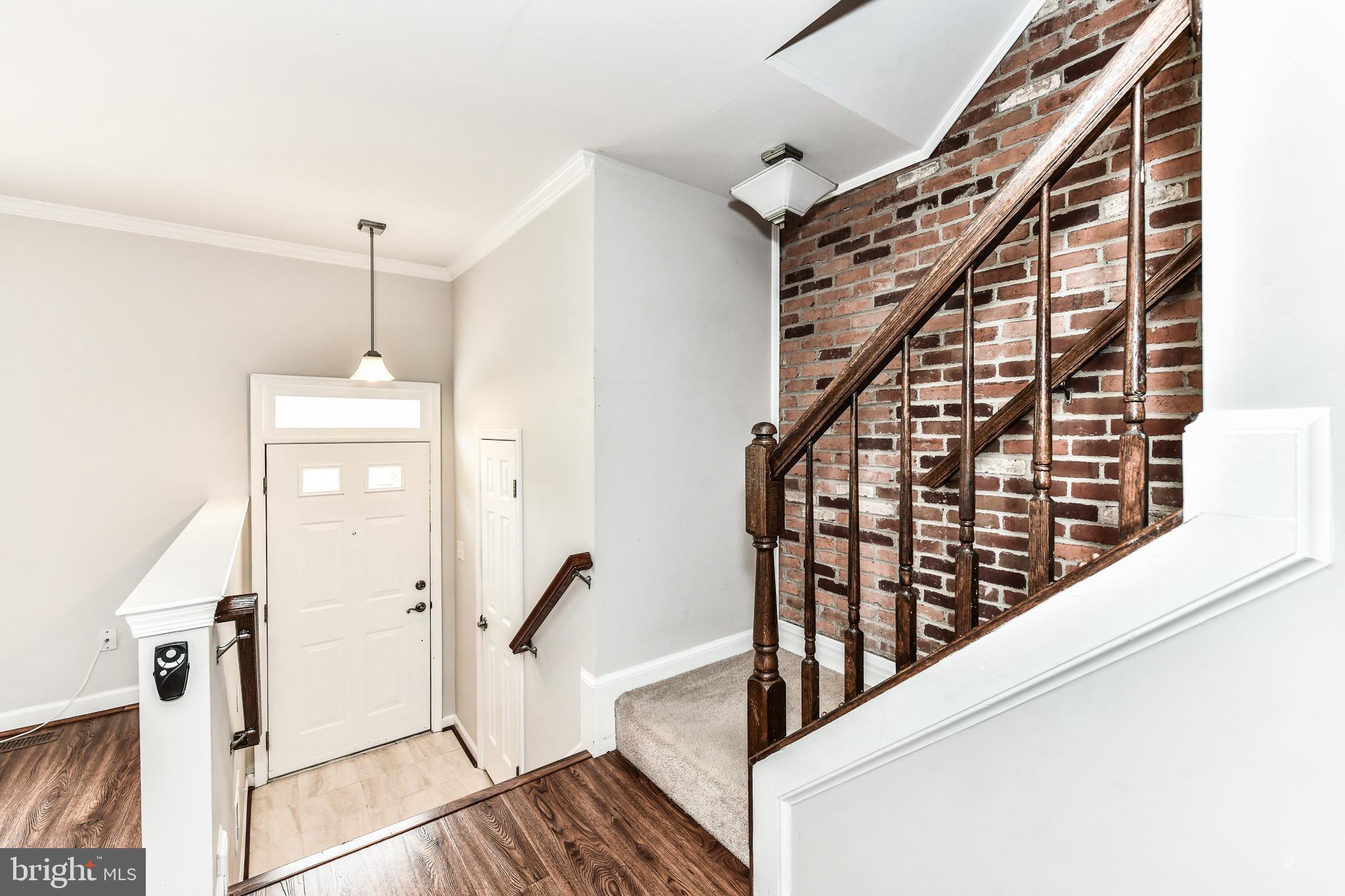 MIRROR RIDGE - Residential Lease