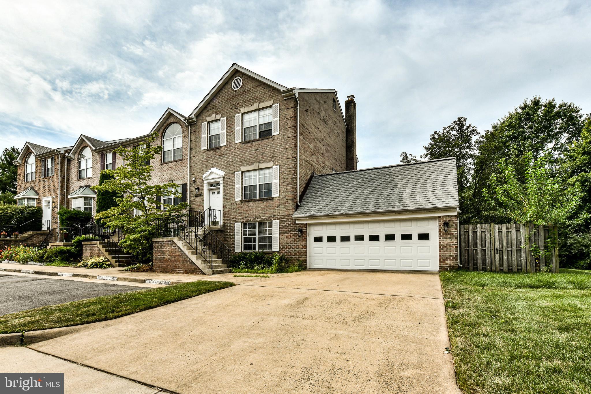 MIRROR RIDGE - Residential Lease