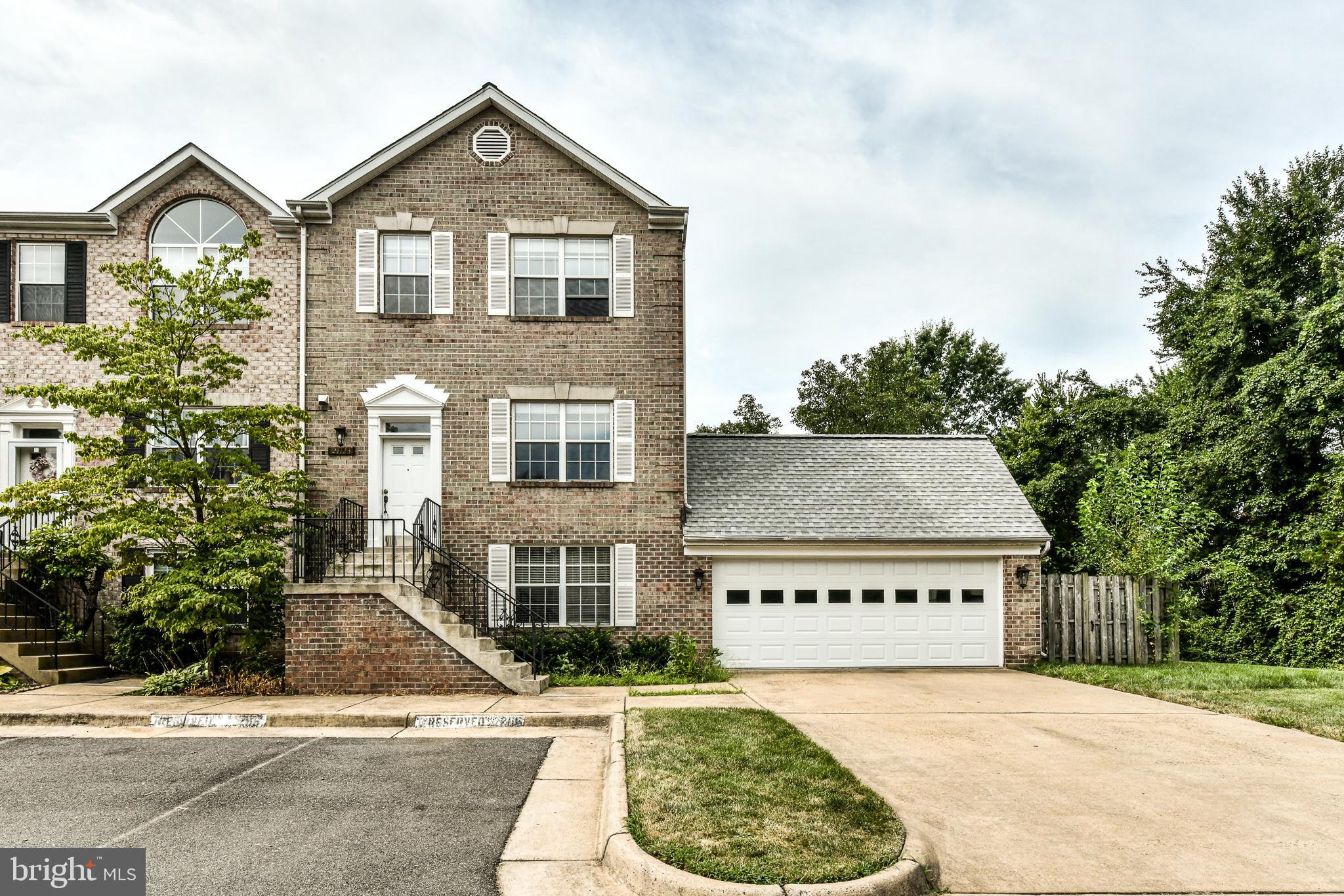 MIRROR RIDGE - Residential Lease