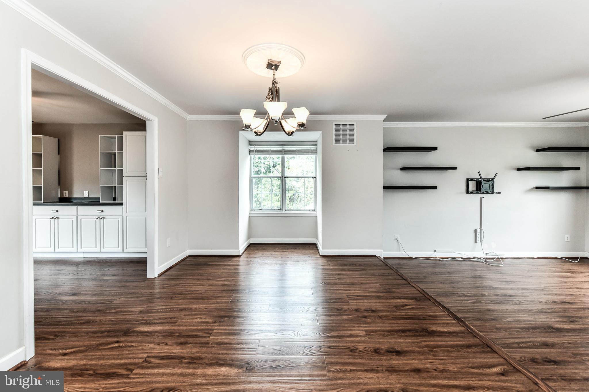 MIRROR RIDGE - Residential Lease