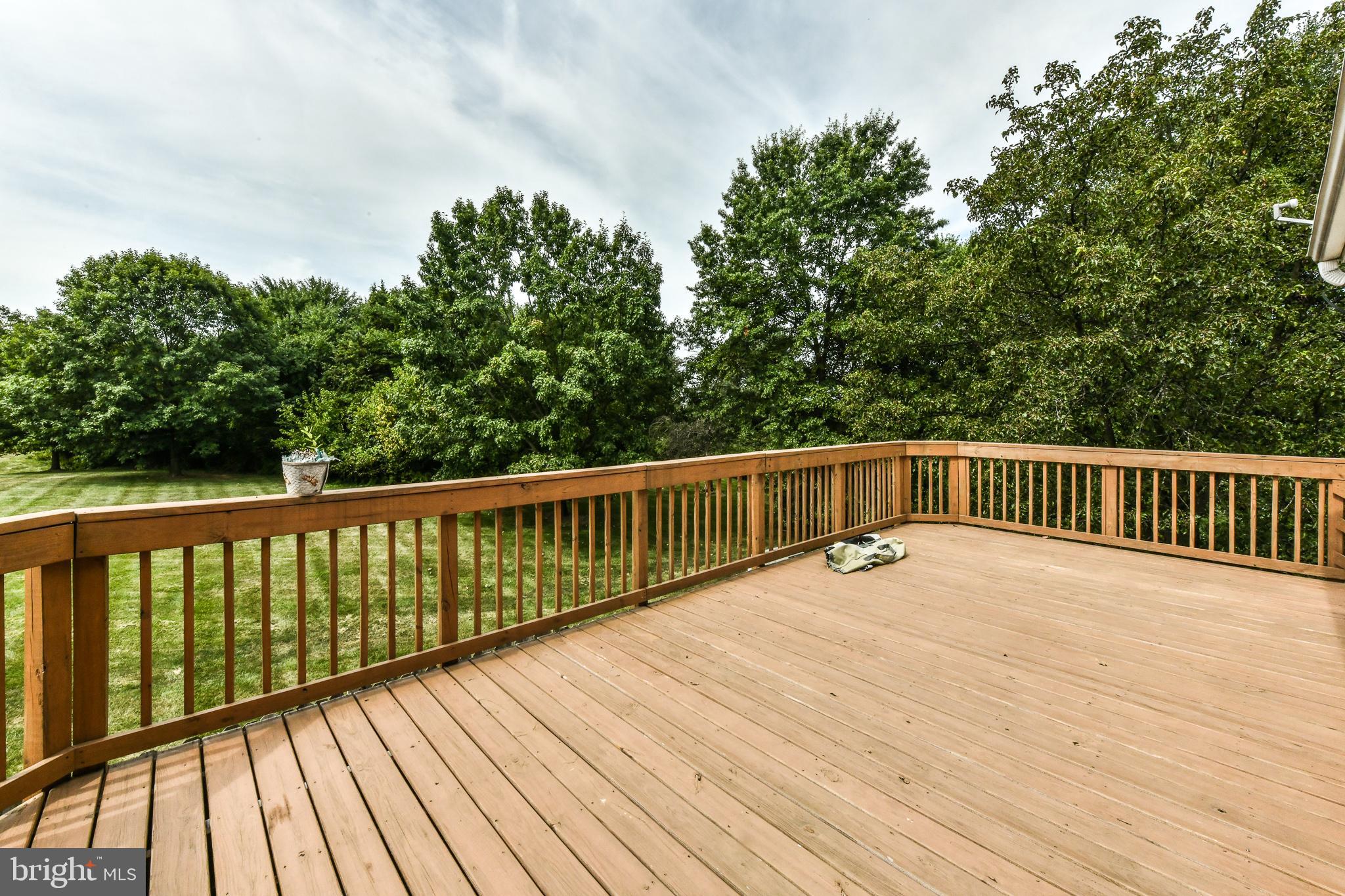 MIRROR RIDGE - Residential Lease