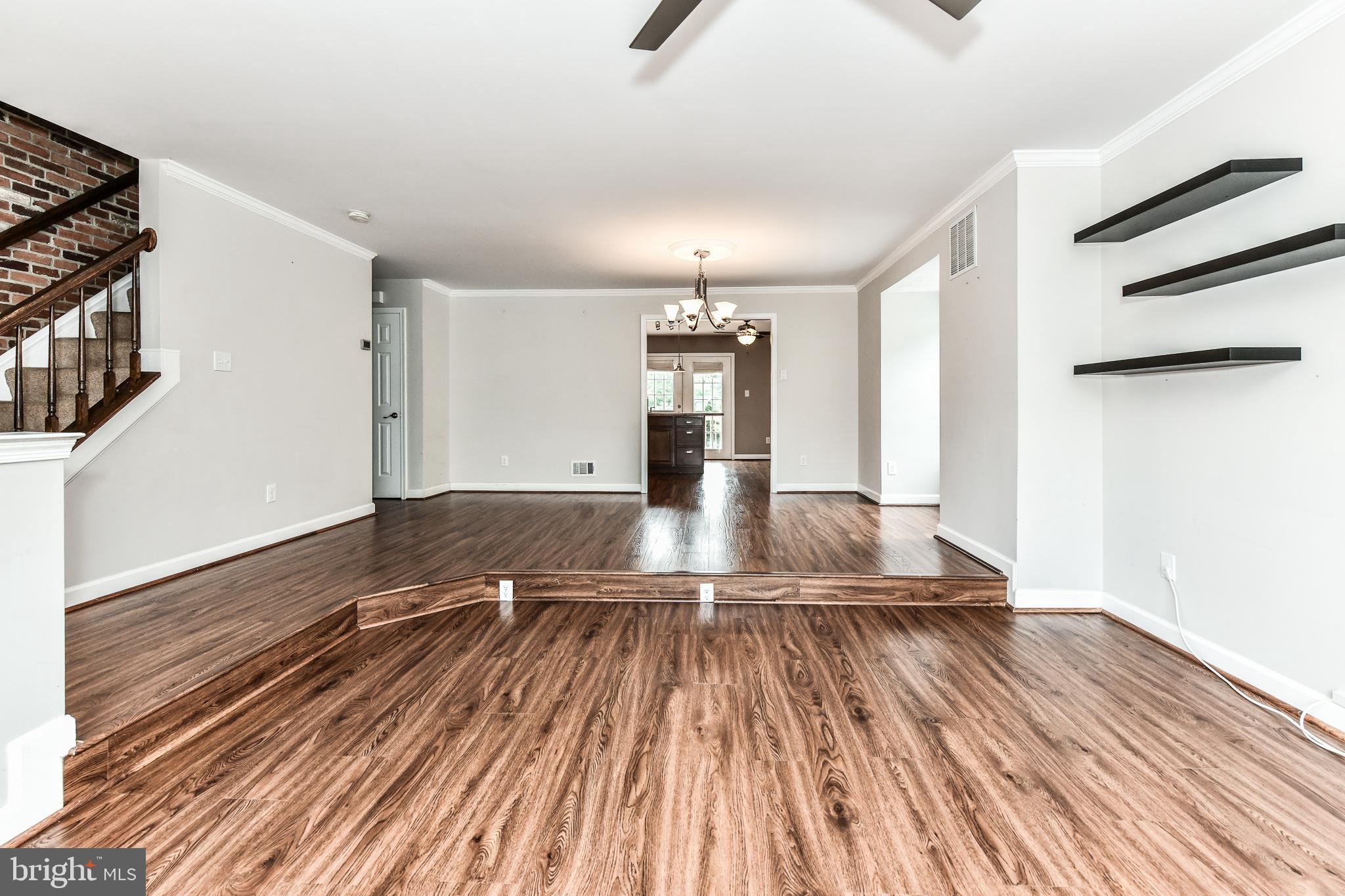 MIRROR RIDGE - Residential Lease