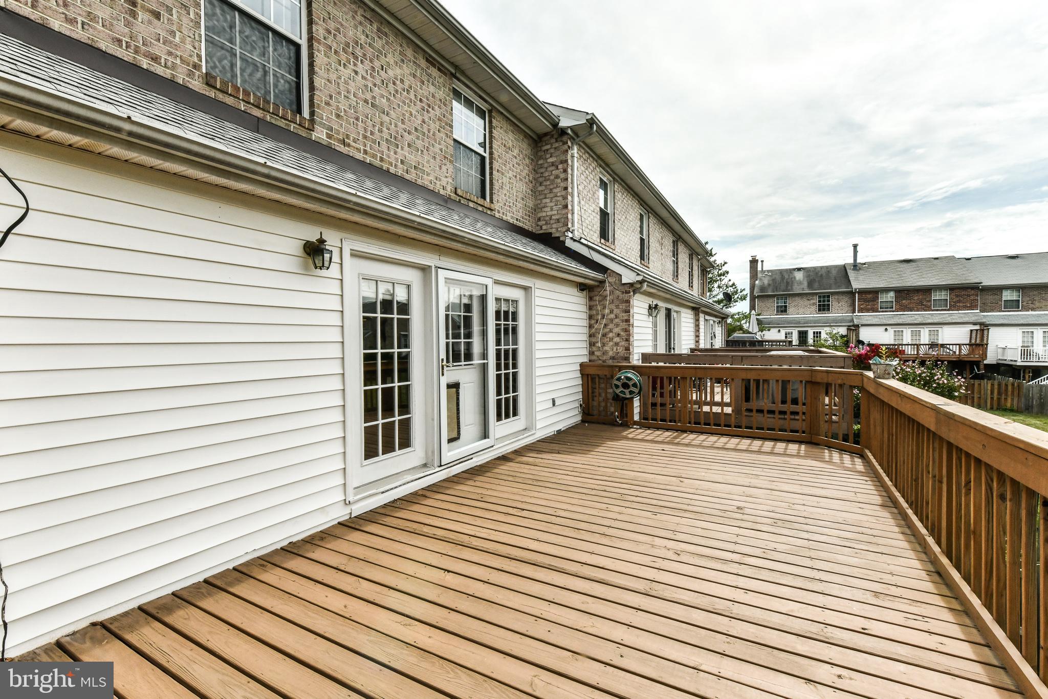 MIRROR RIDGE - Residential Lease