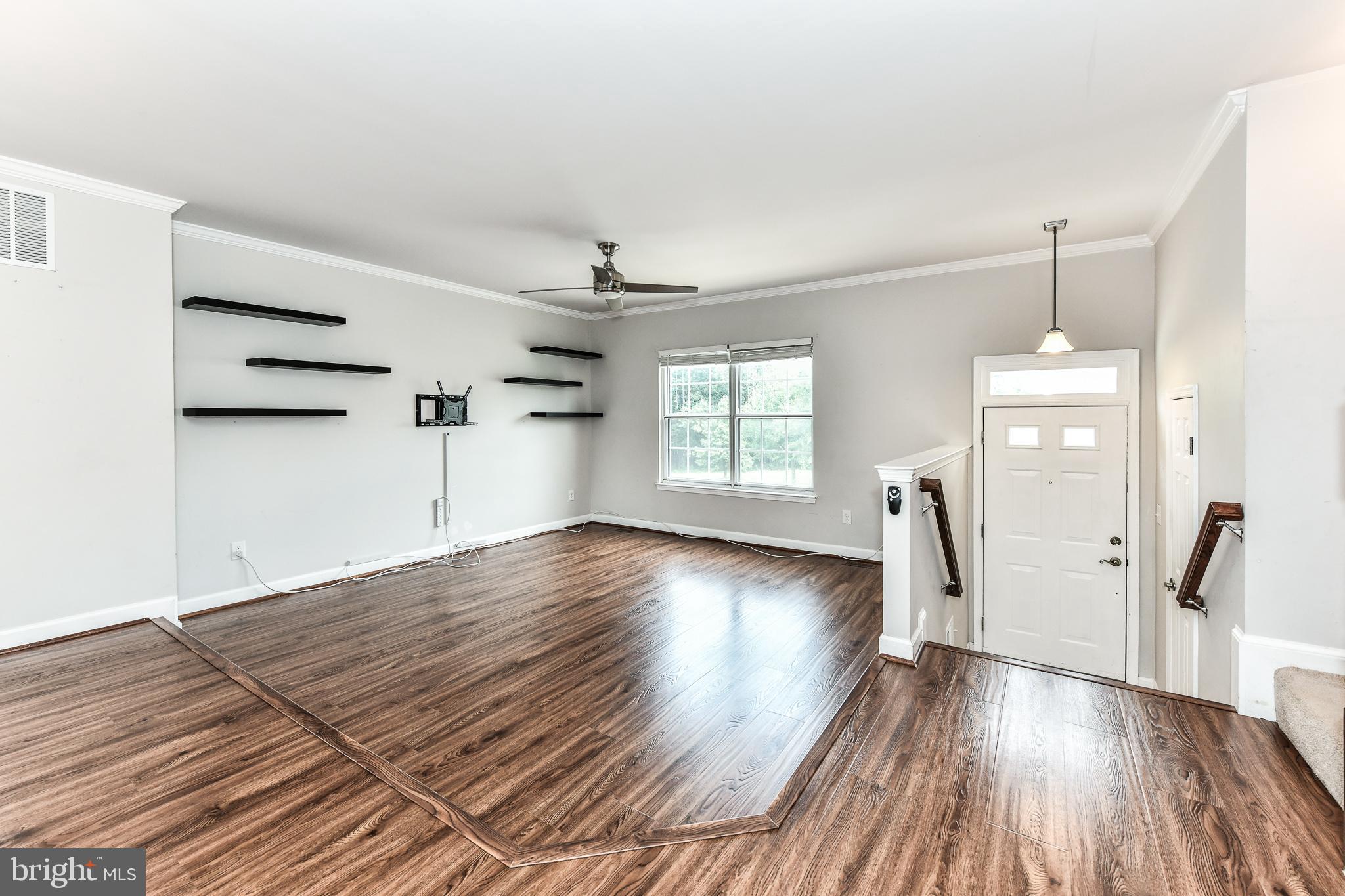 MIRROR RIDGE - Residential Lease