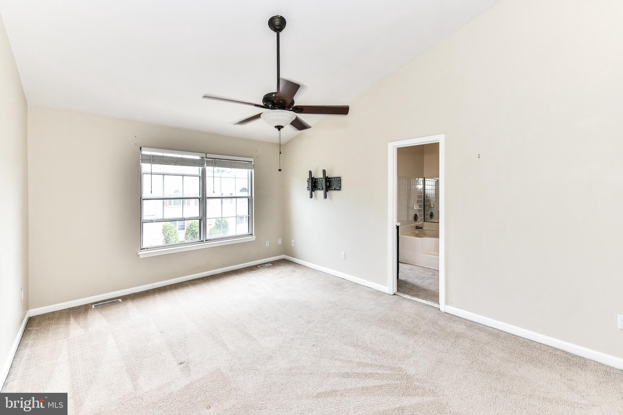 MIRROR RIDGE - Residential Lease