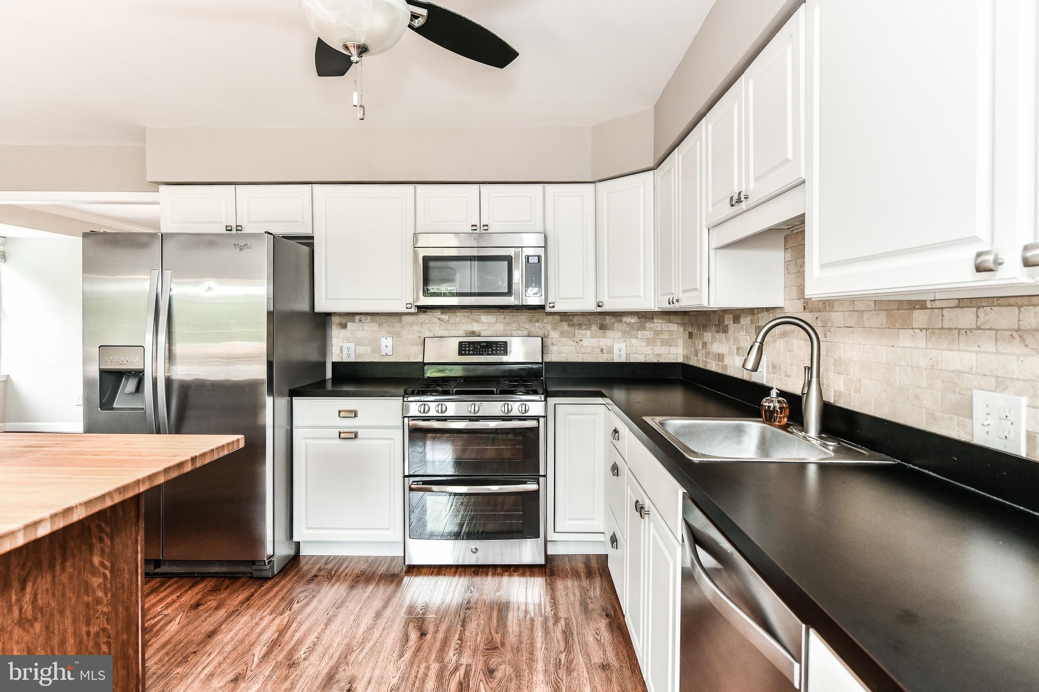 MIRROR RIDGE - Residential Lease