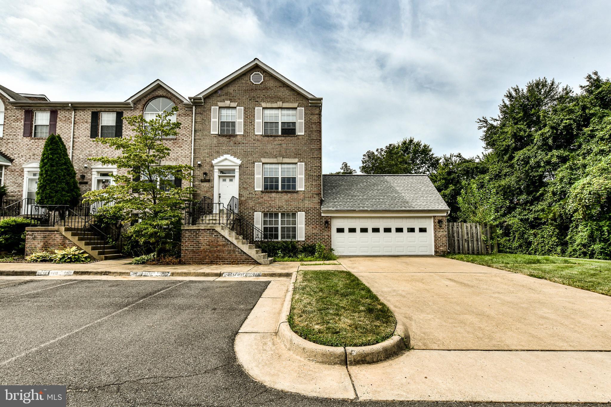 MIRROR RIDGE - Residential Lease