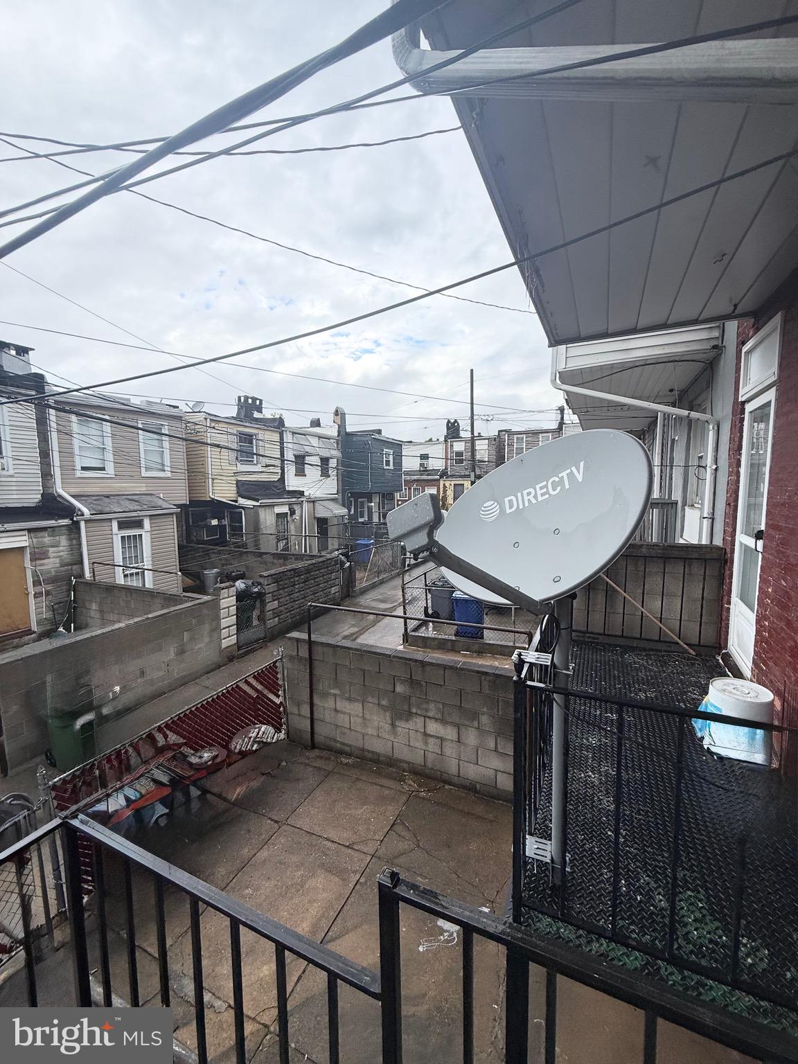 ELLWOOD PARK - Residential