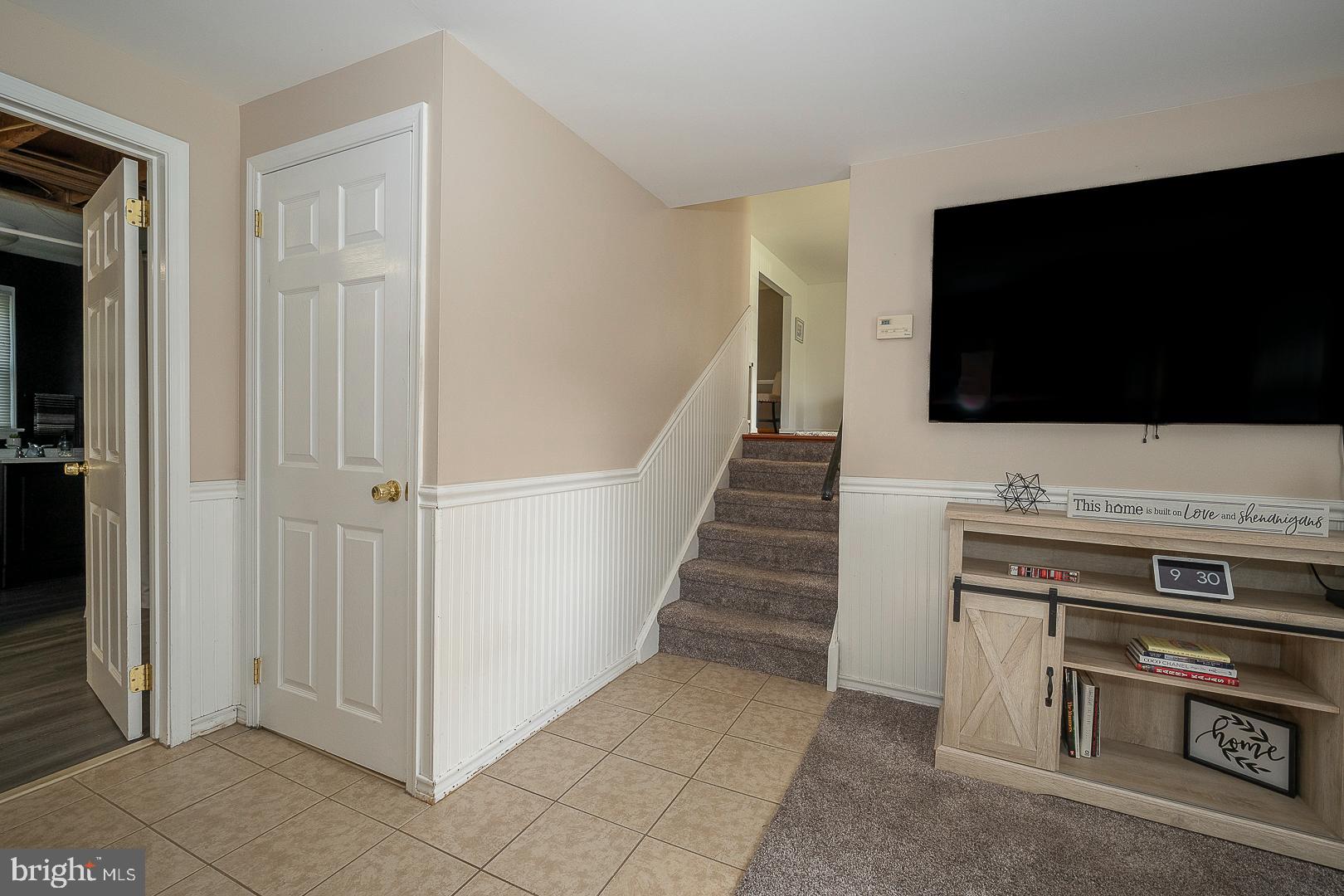 HIDDEN VALLEY - Residential