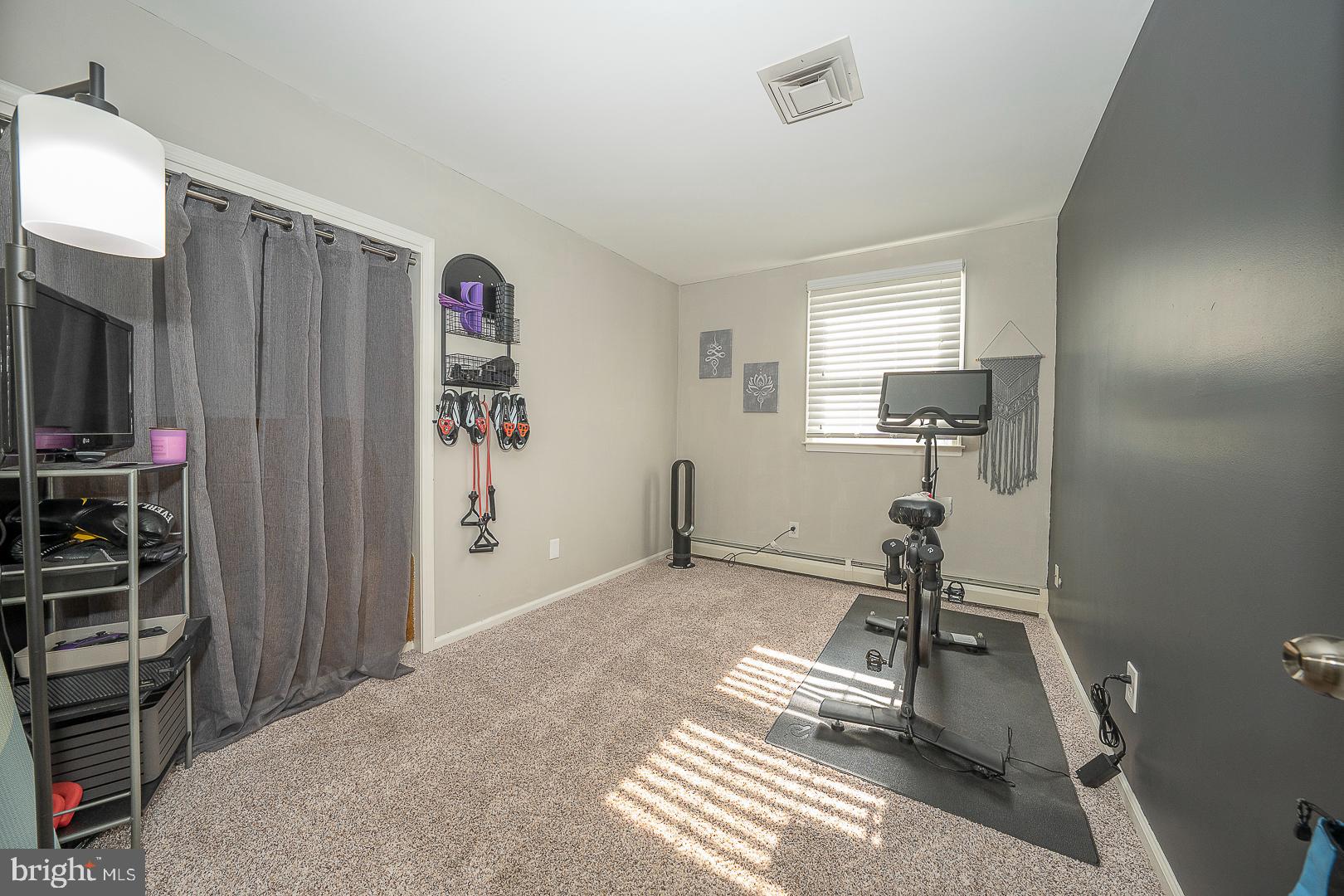 HIDDEN VALLEY - Residential