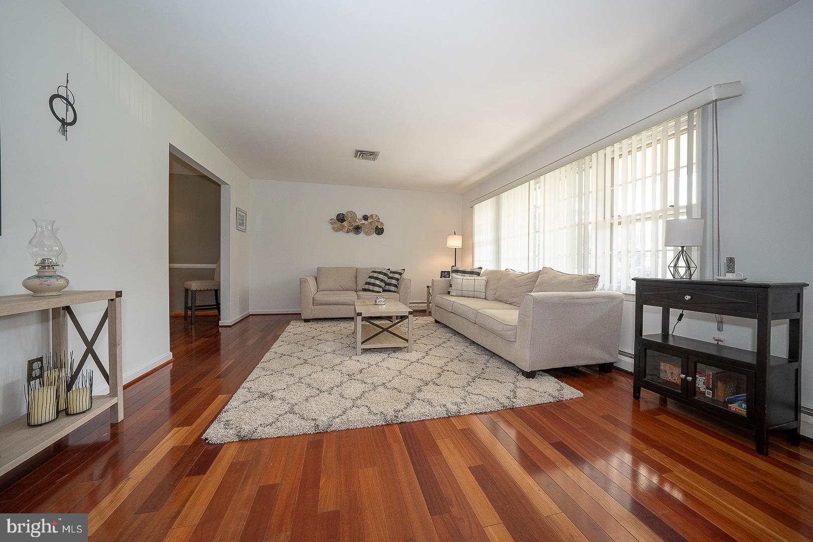 HIDDEN VALLEY - Residential