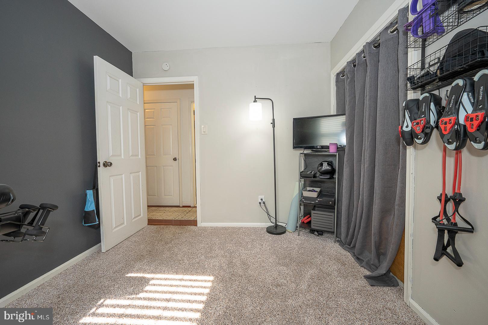 HIDDEN VALLEY - Residential