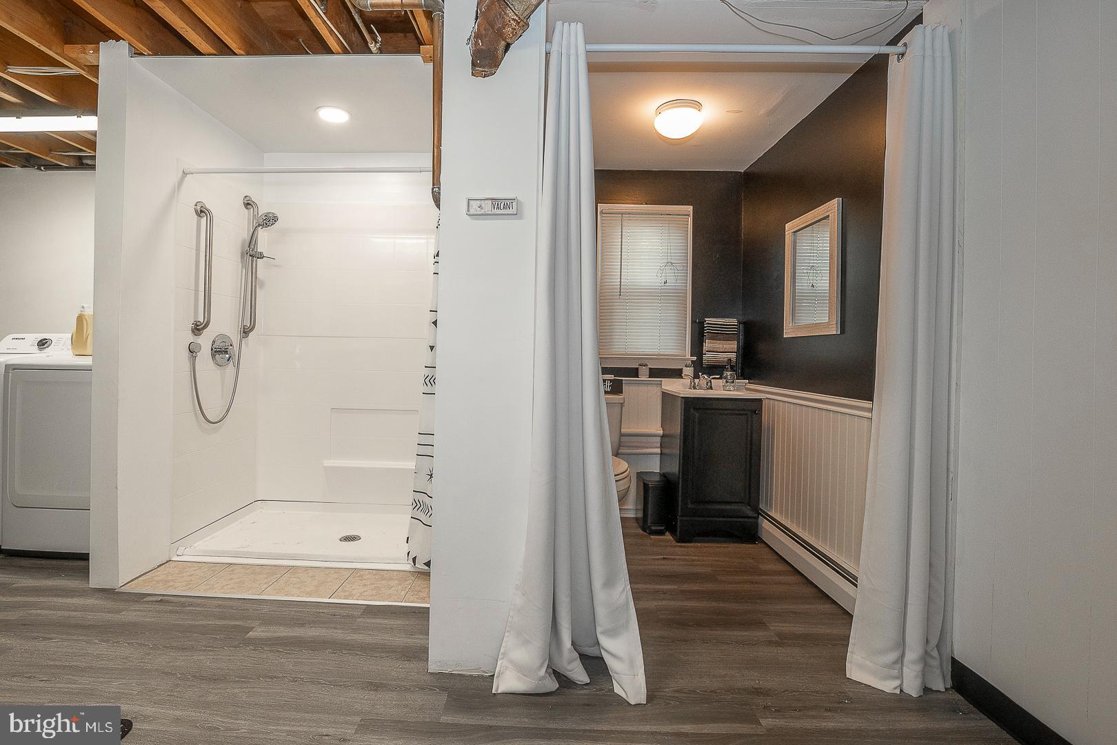 HIDDEN VALLEY - Residential