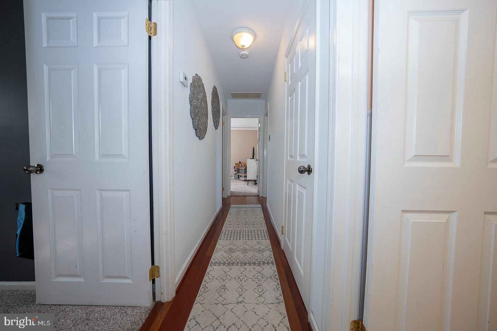 HIDDEN VALLEY - Residential