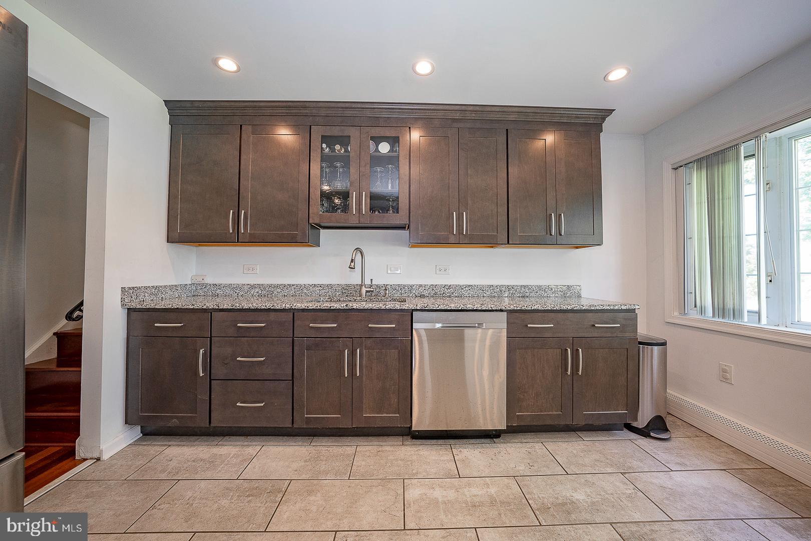 HIDDEN VALLEY - Residential