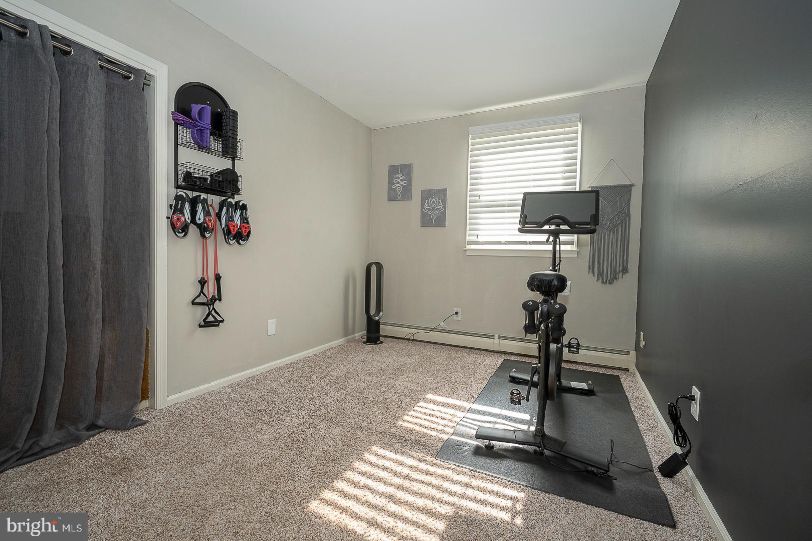 HIDDEN VALLEY - Residential