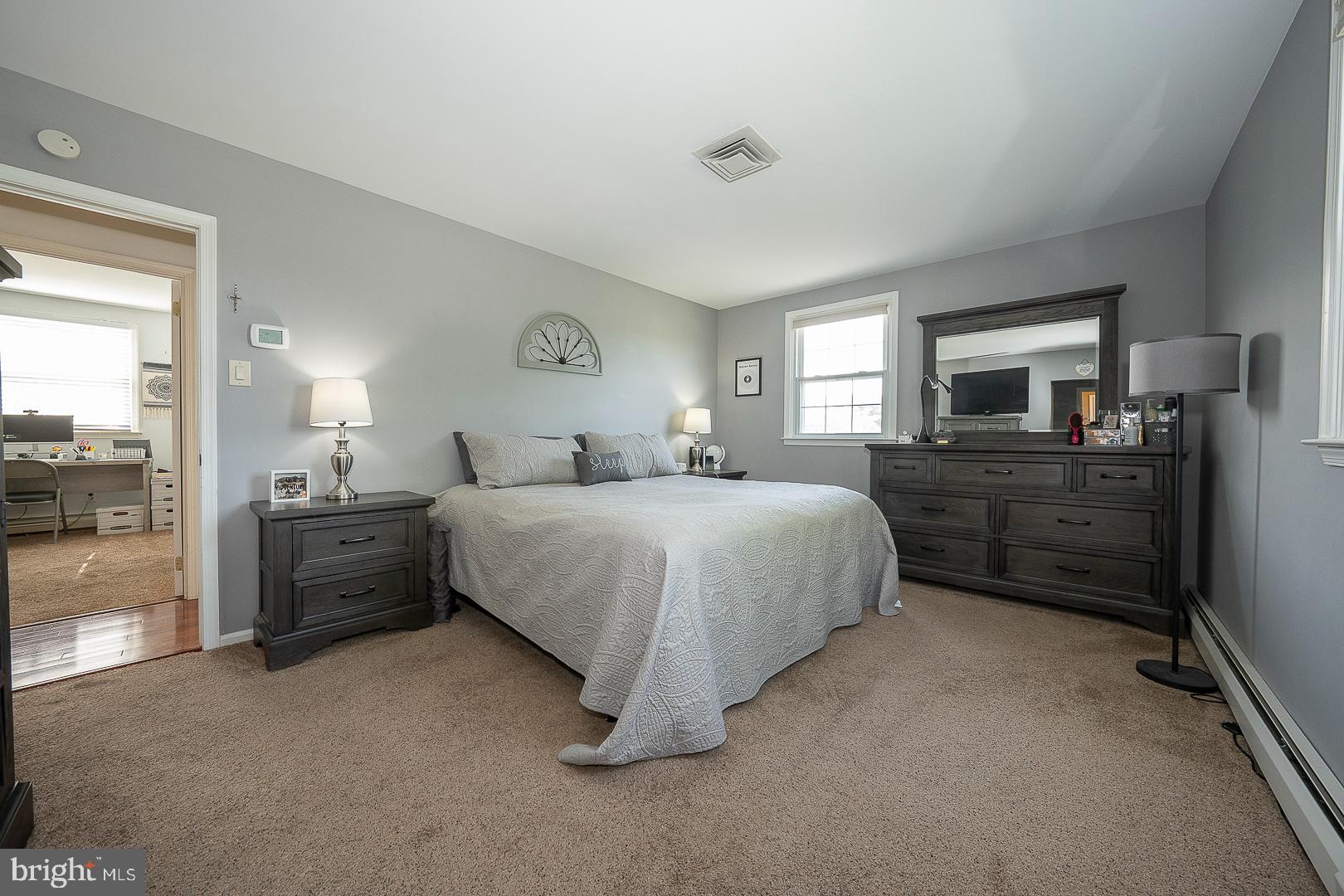 HIDDEN VALLEY - Residential