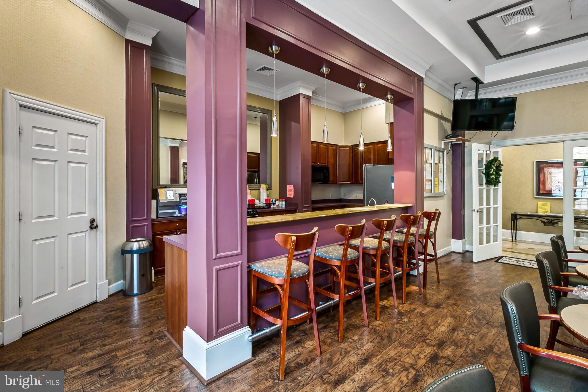 HIGH VIEW AT HUNT VALLEY - Residential