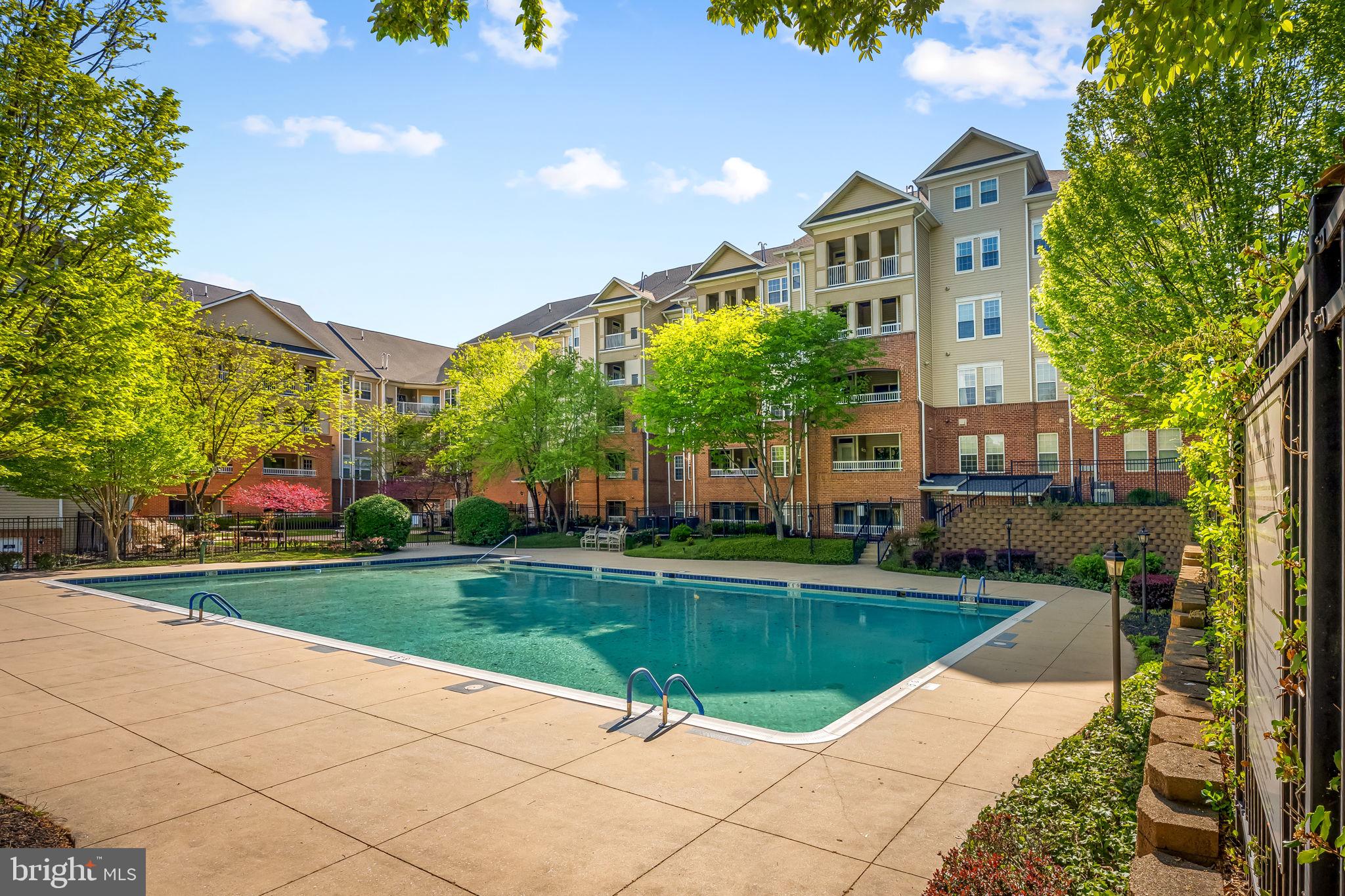 HIGH VIEW AT HUNT VALLEY - Residential