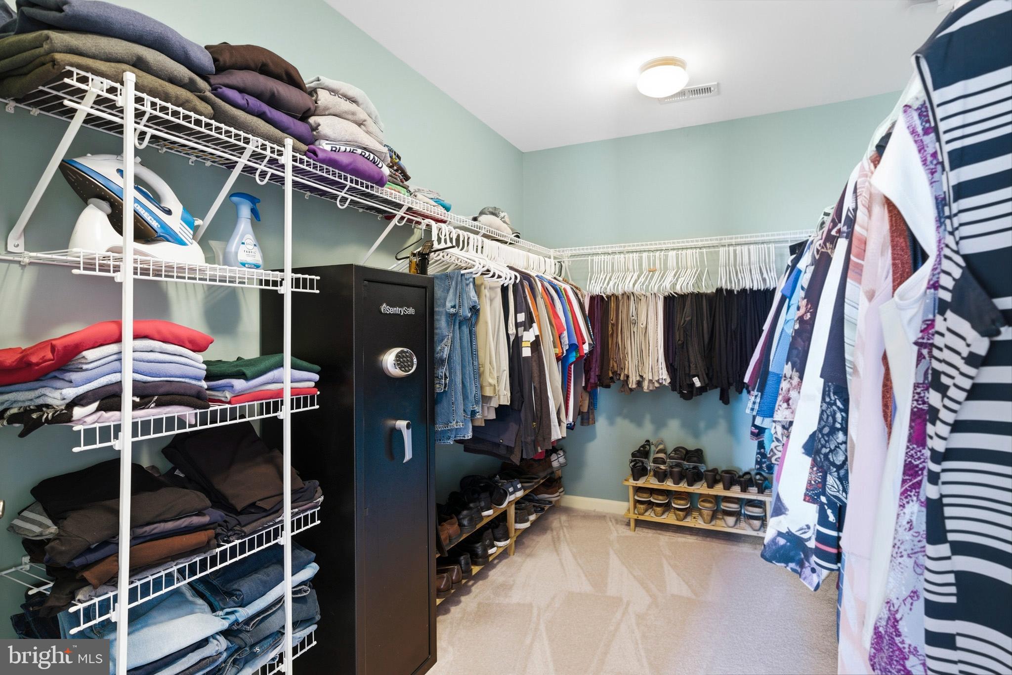 QUEENSBERRY - Residential