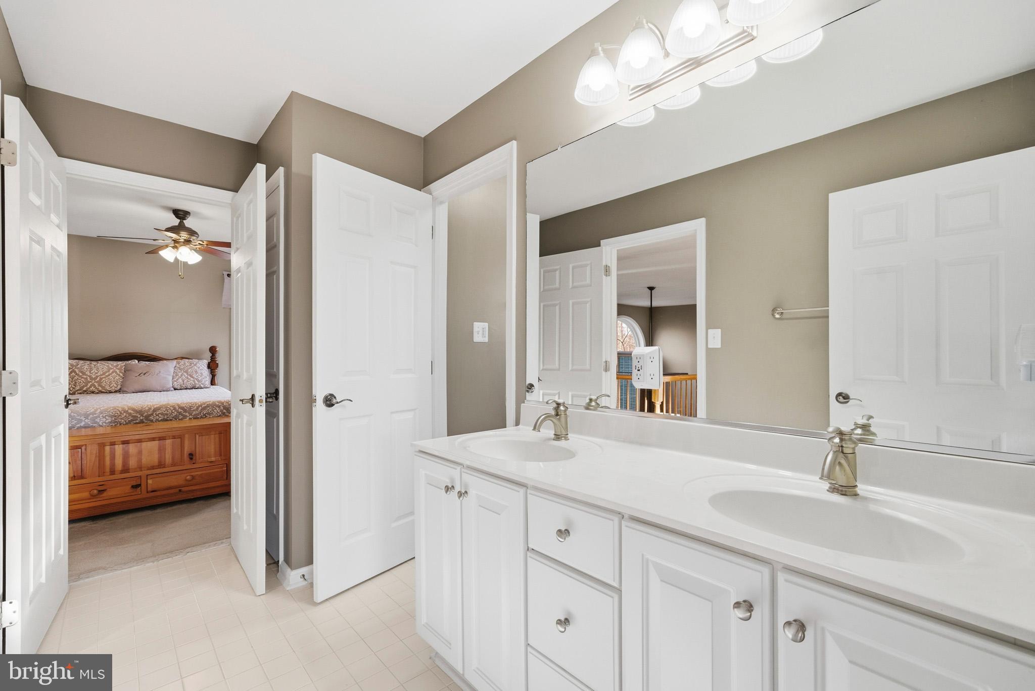 QUEENSBERRY - Residential