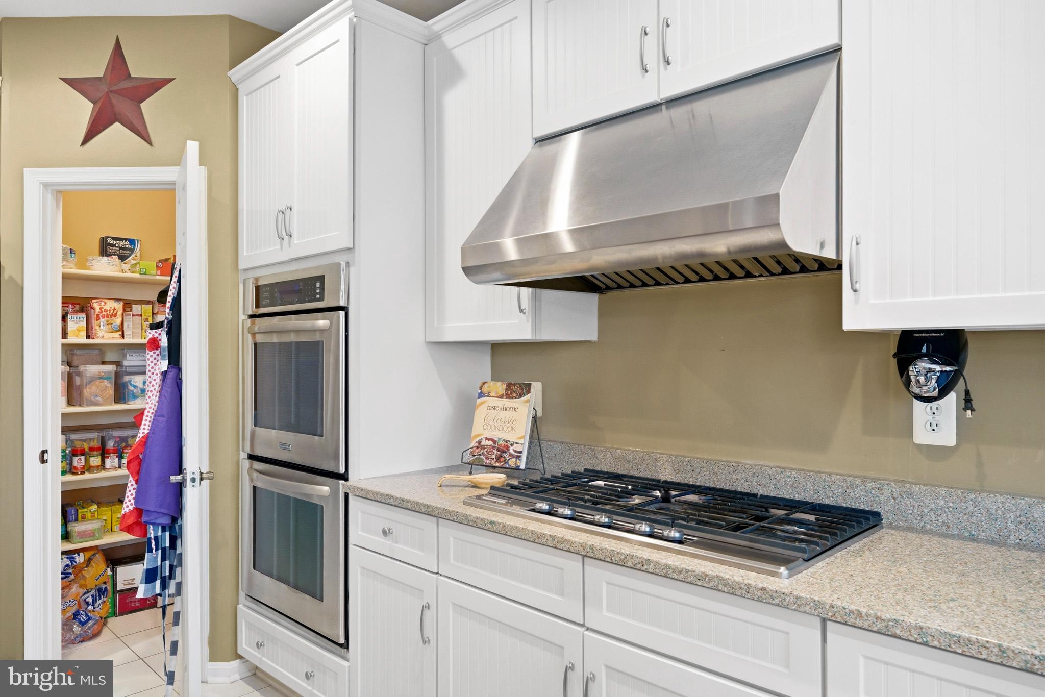 QUEENSBERRY - Residential