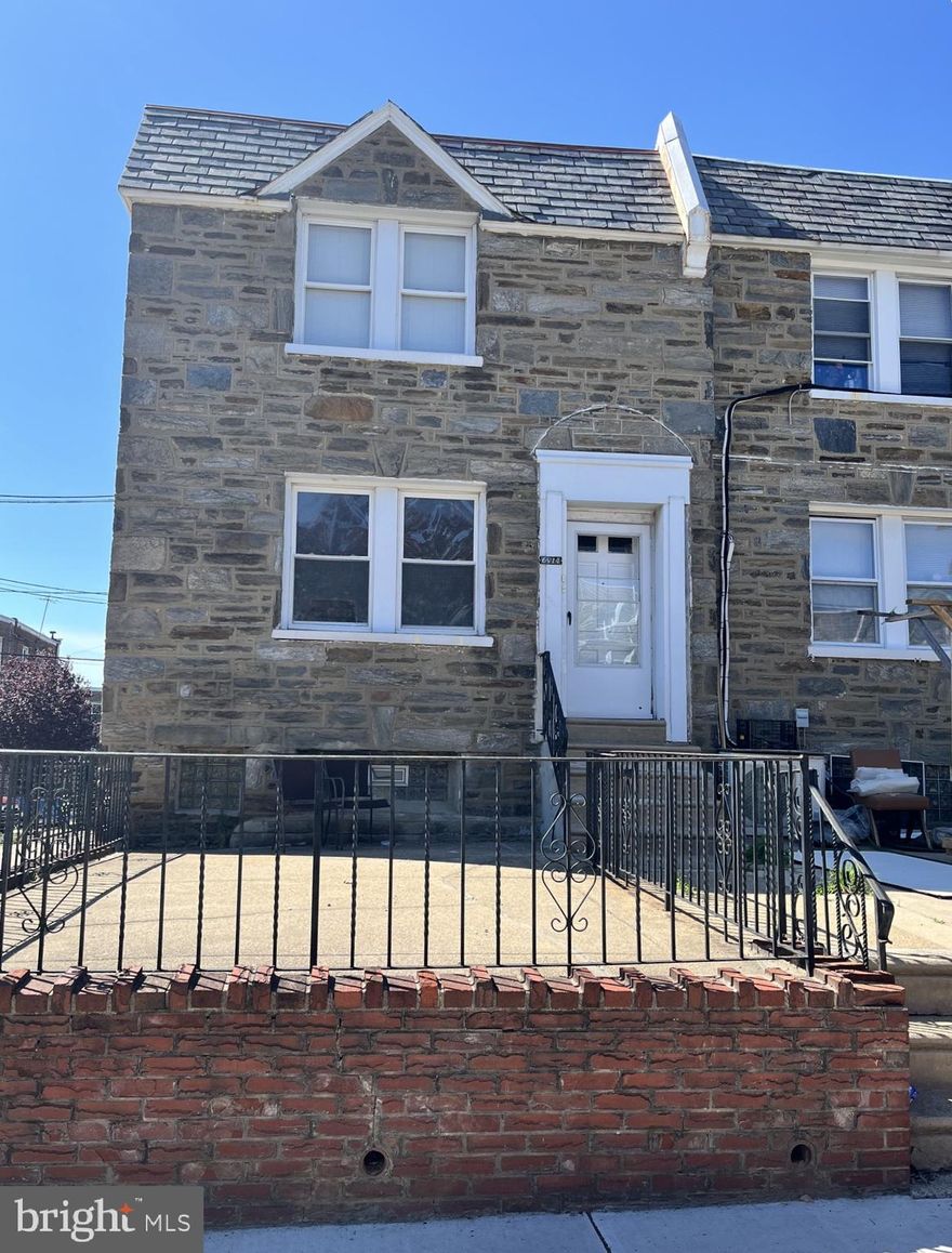 Investment opportunity!  Good, long-term tenants.  Many upgrades including new electrical, newer heaters, hardwood floors, newer kitchens and more!  Garage plus separate back entry to laundry area (hook up).  Street parking,  concrete/fenced patio.