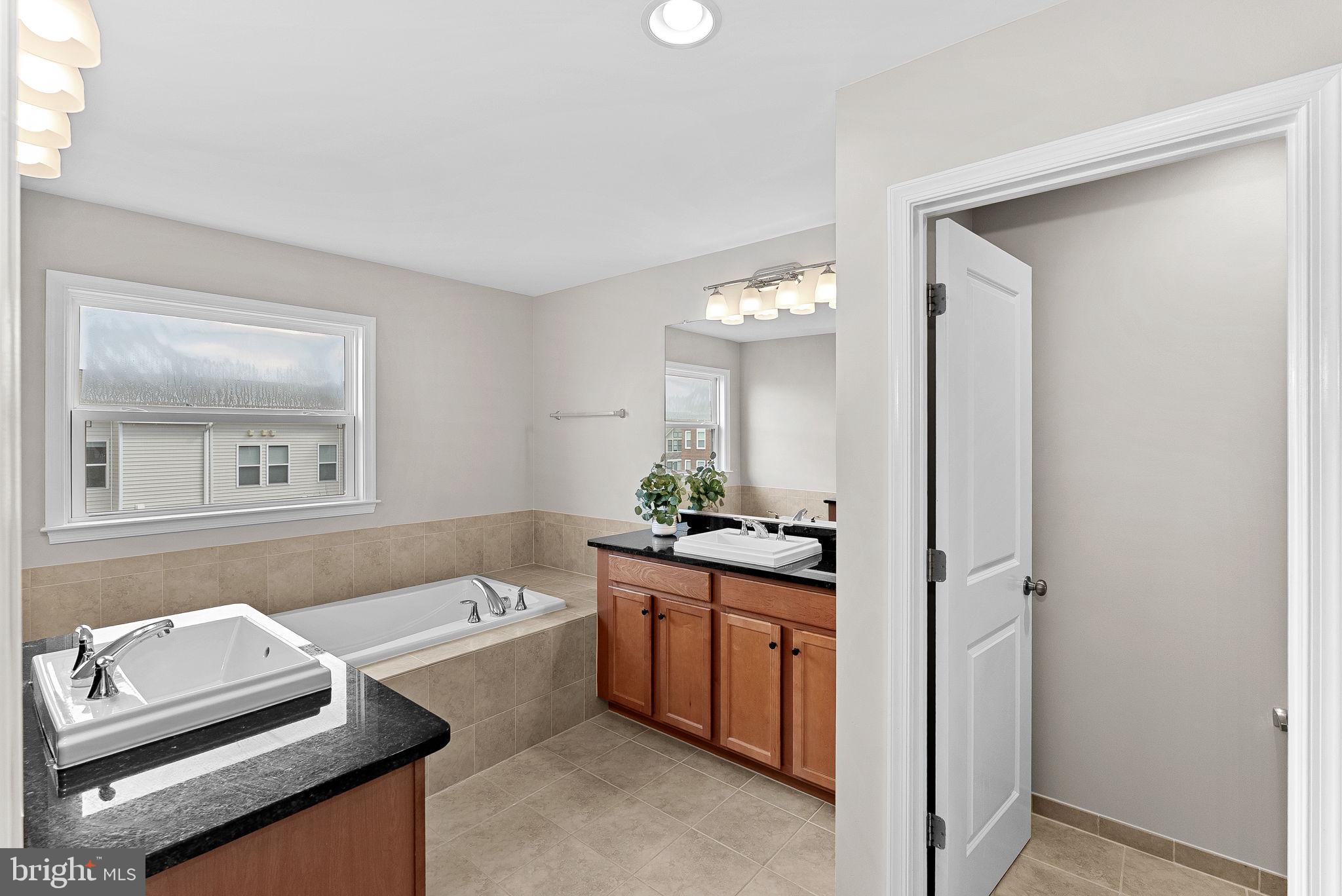 BRAMBLETON LANDBAY 2 - Residential