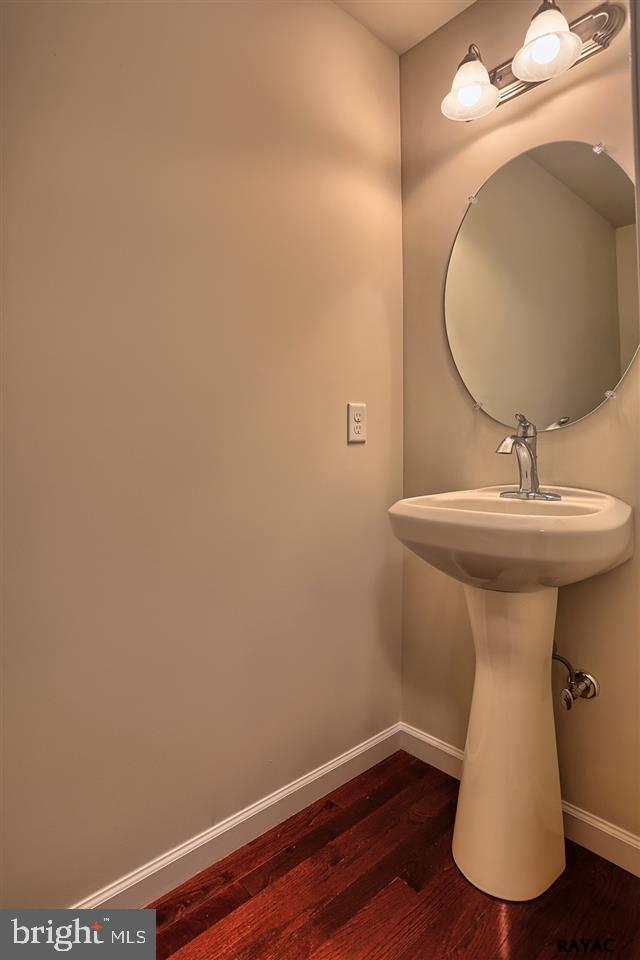 WEATHERSTONE - Residential