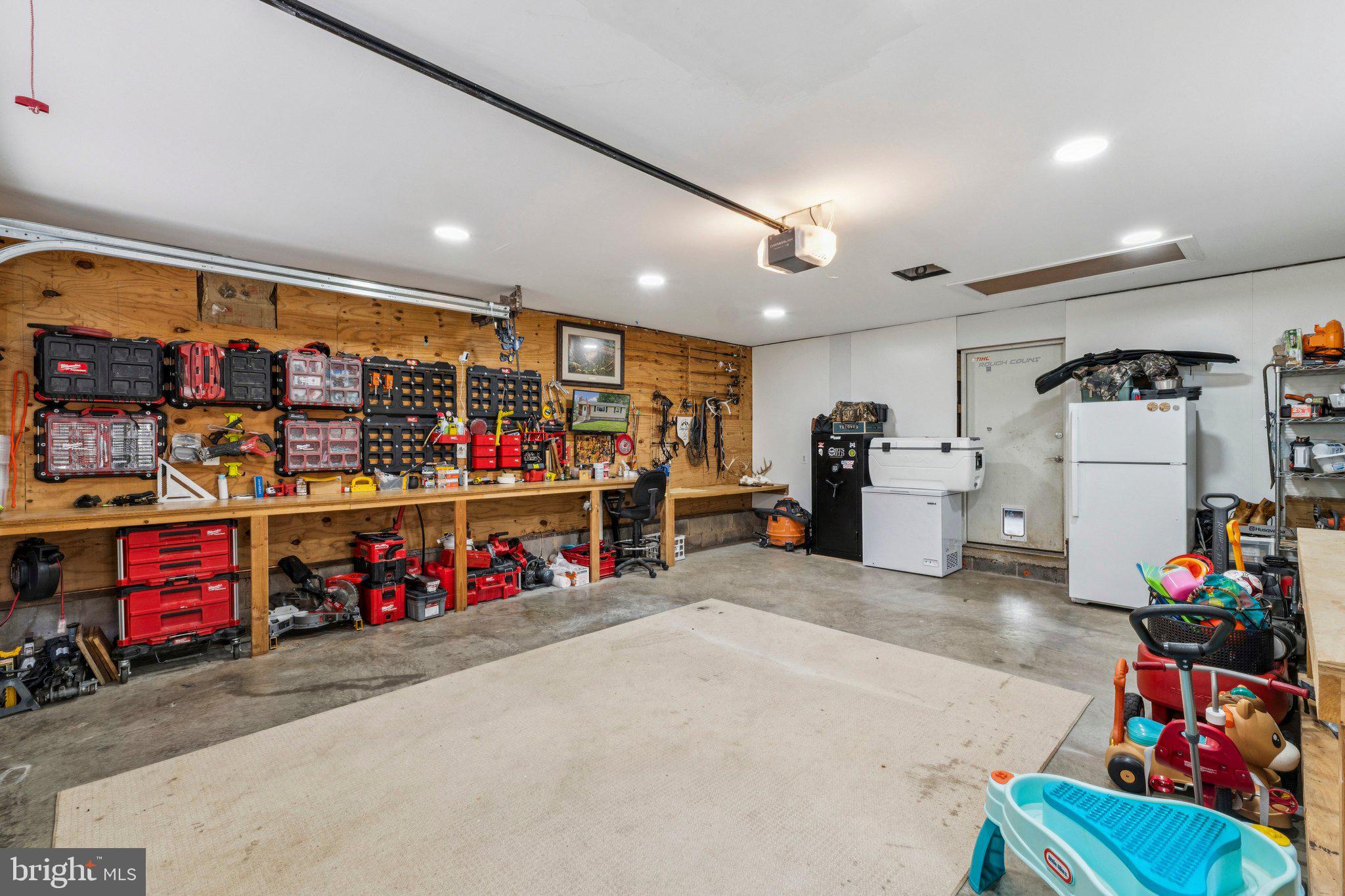 NORWOOD ESTATES - Residential