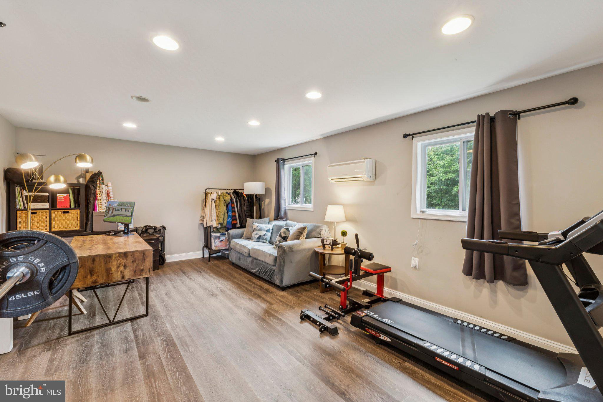 NORWOOD ESTATES - Residential