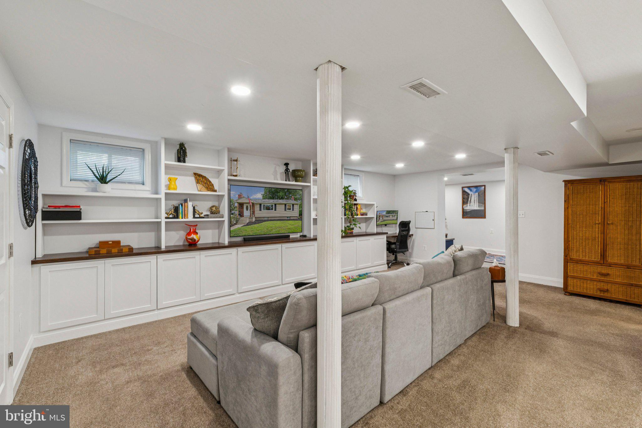 NORWOOD ESTATES - Residential