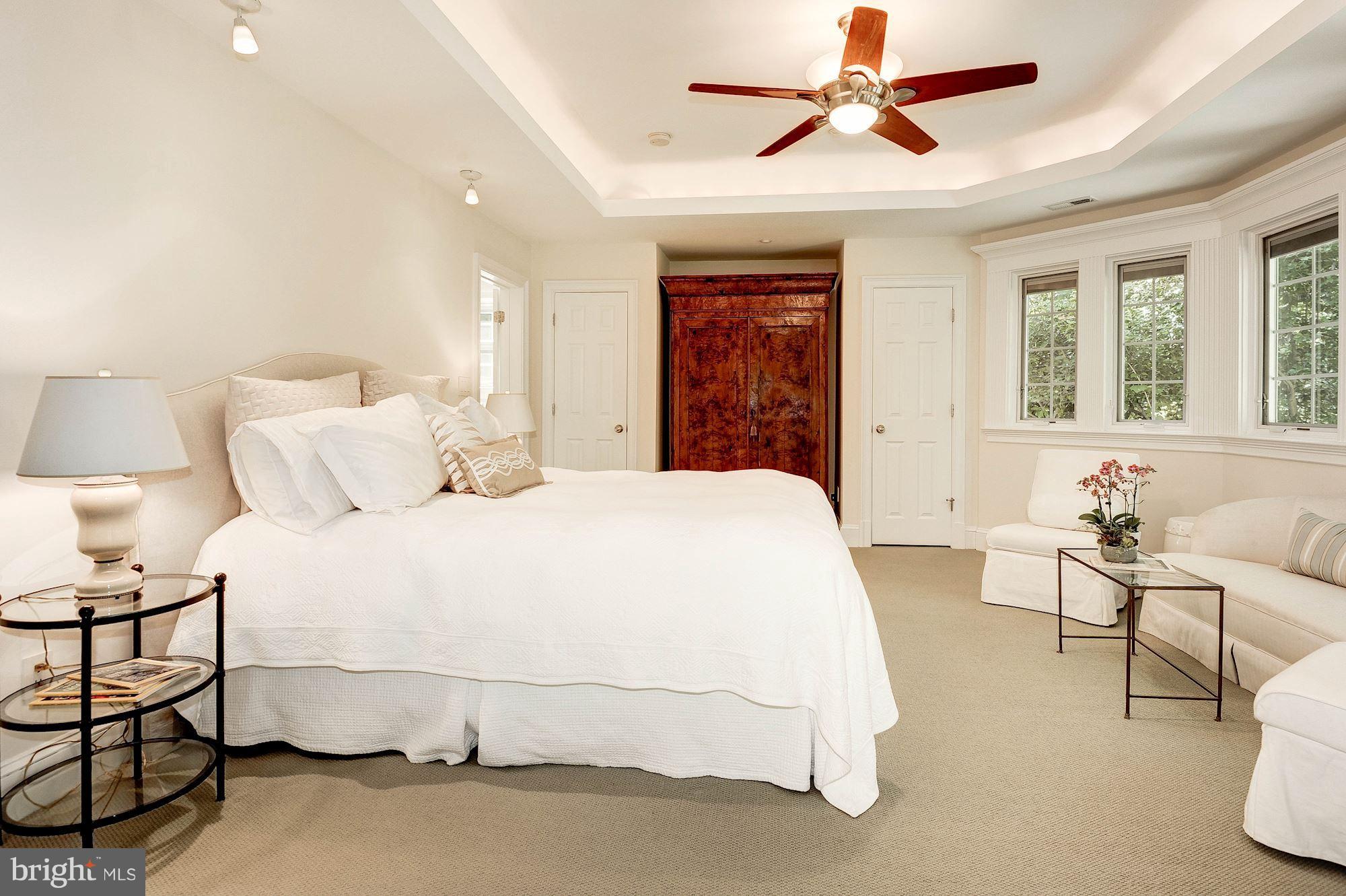 ROLLINGWOOD - Residential