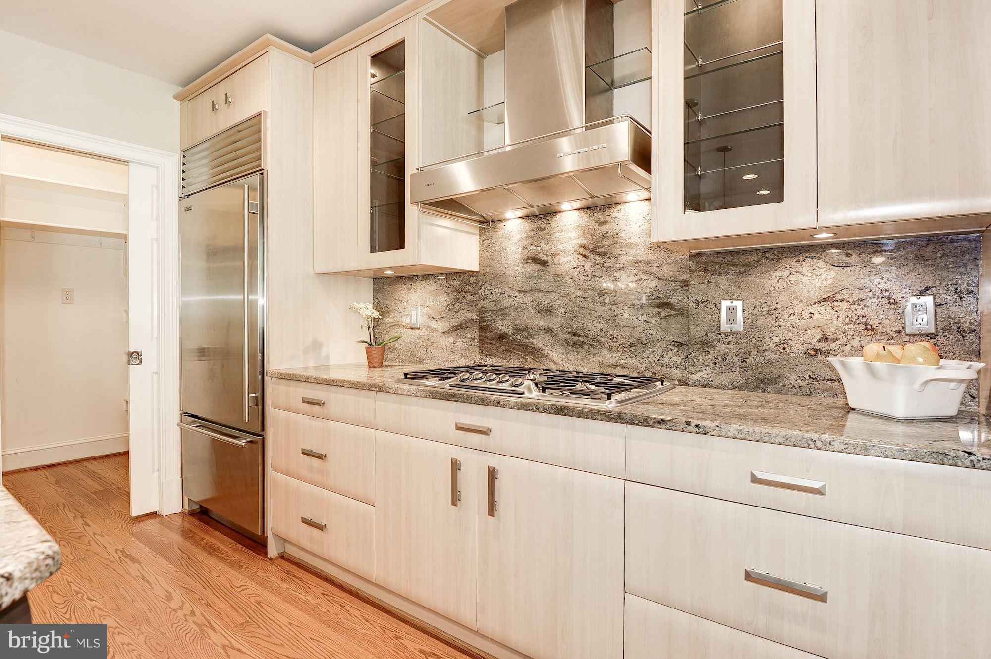 ROLLINGWOOD - Residential