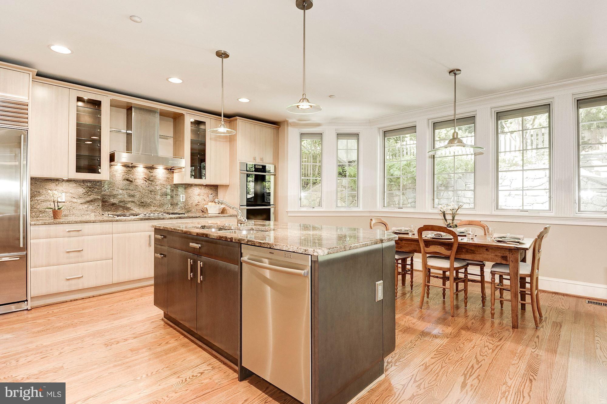 ROLLINGWOOD - Residential