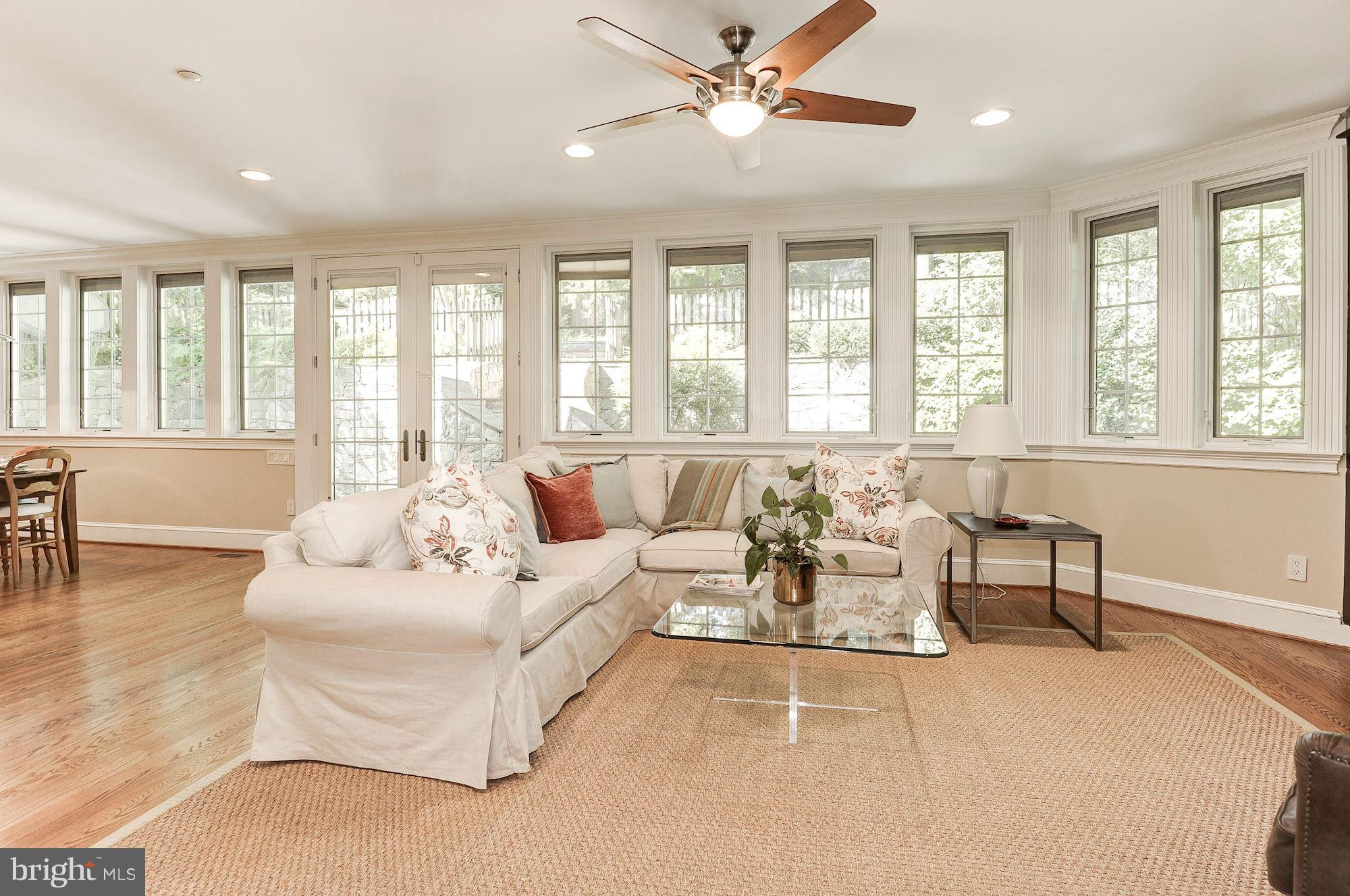 ROLLINGWOOD - Residential