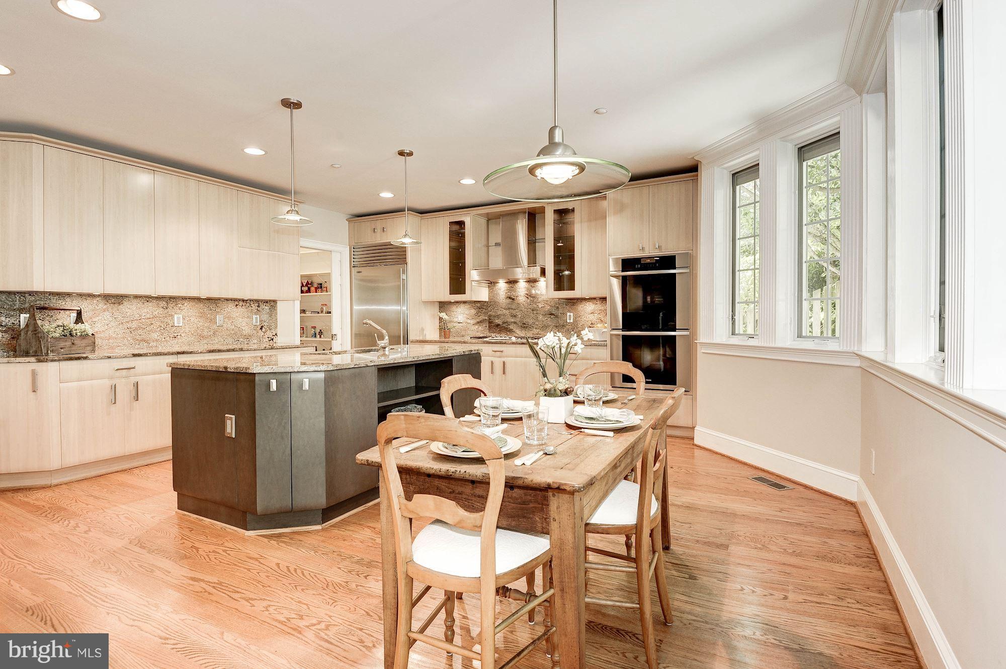 ROLLINGWOOD - Residential