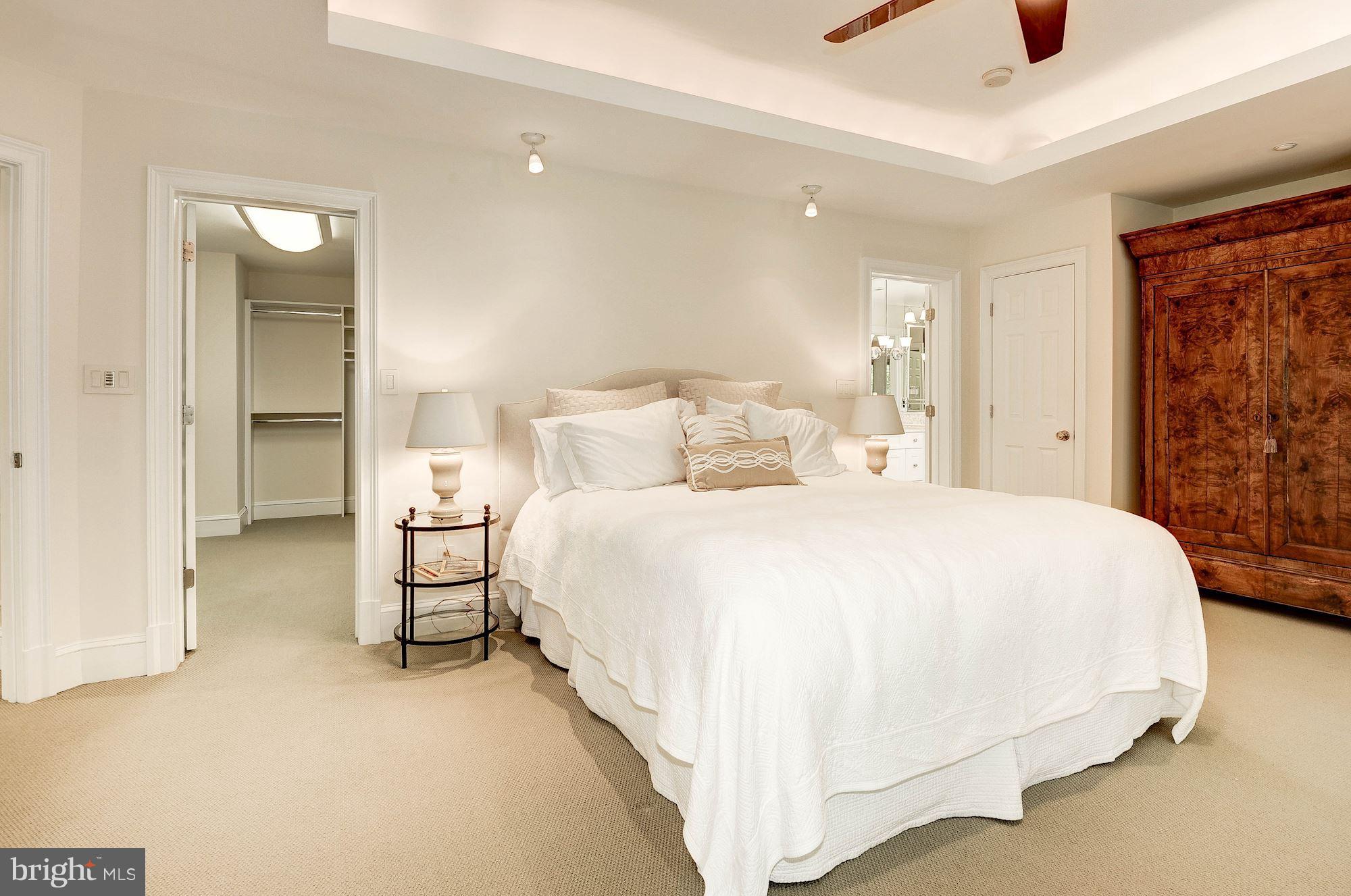 ROLLINGWOOD - Residential