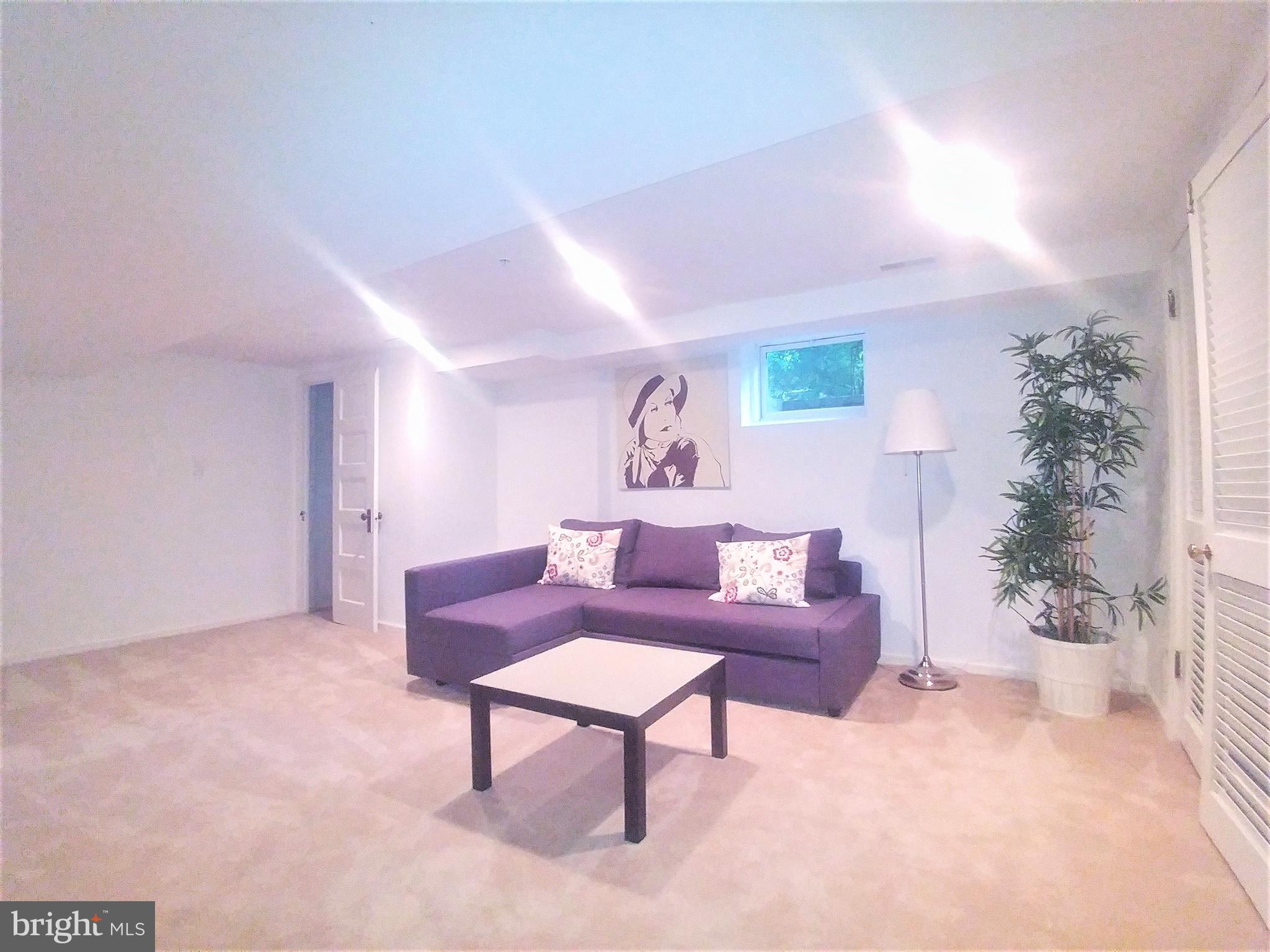 ROLLINGWOOD - Residential