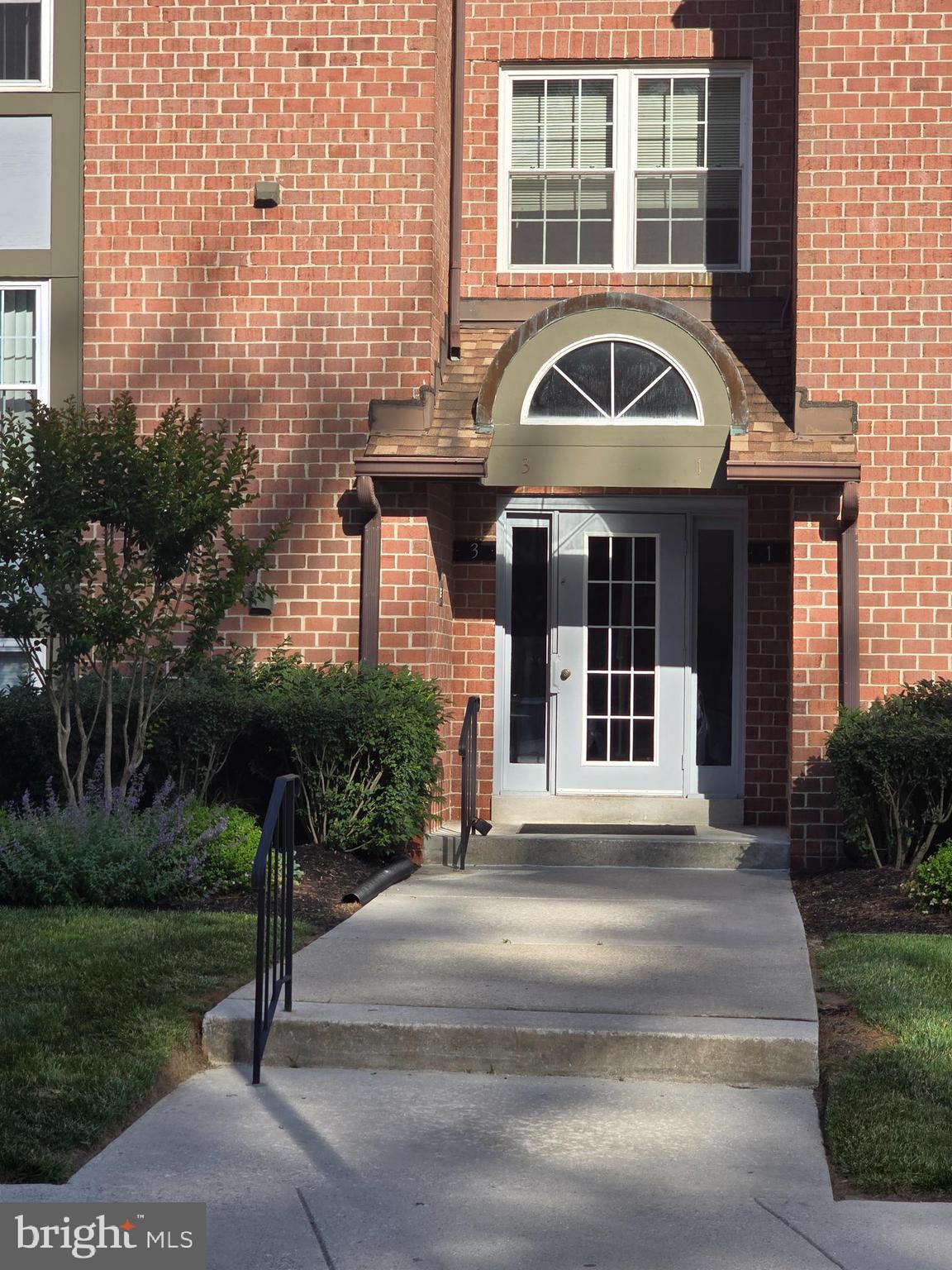 3 PIPE HILL COURT B 3B