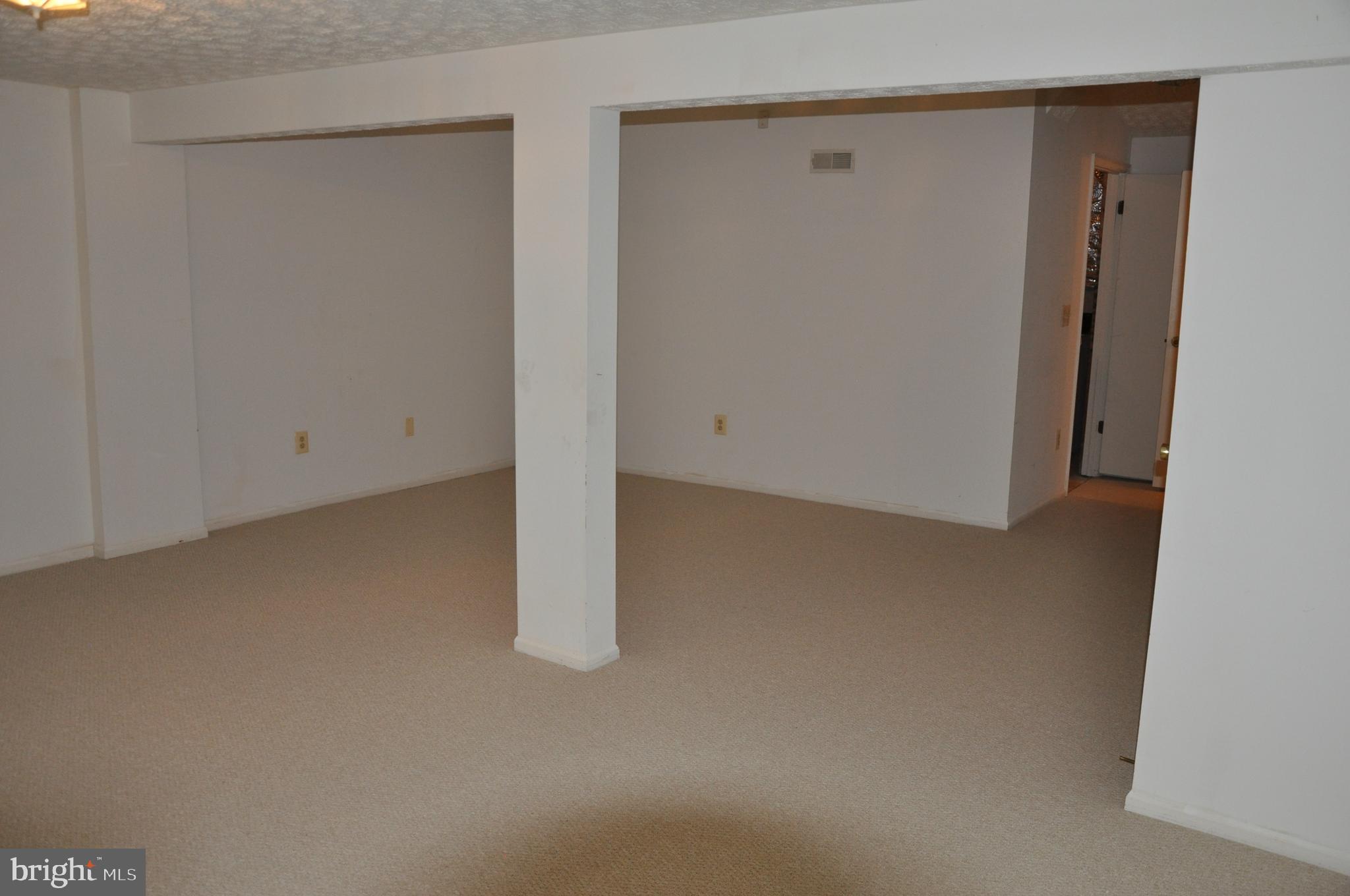 OWINGS MILLS - Residential Lease