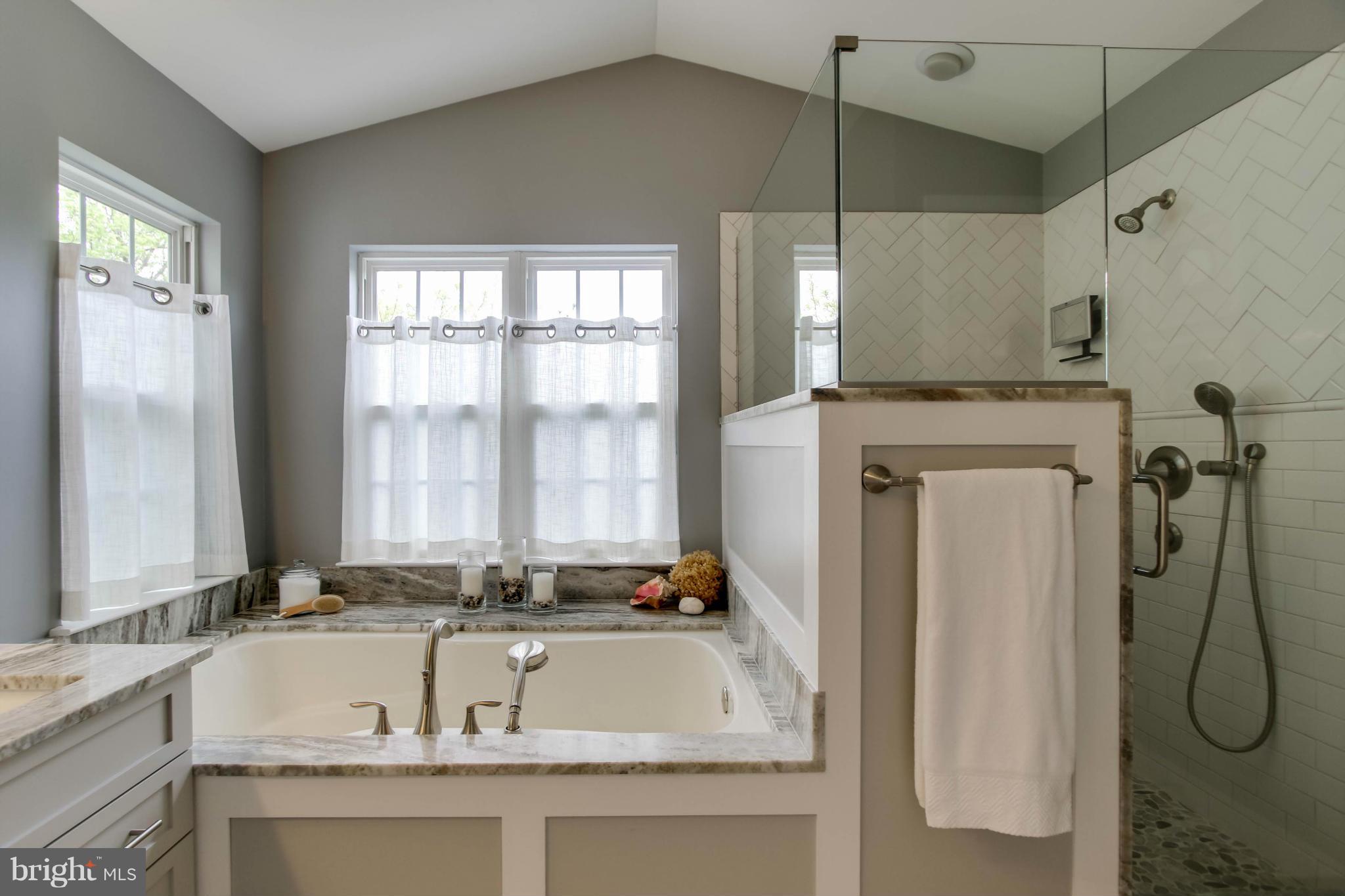 STONEHURST - Residential