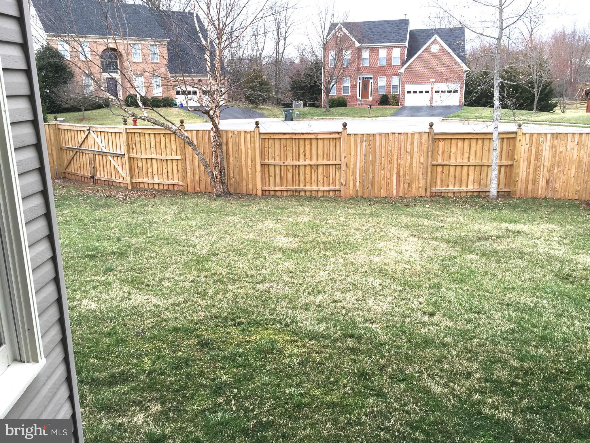 RICHLAND FOREST - Residential Lease