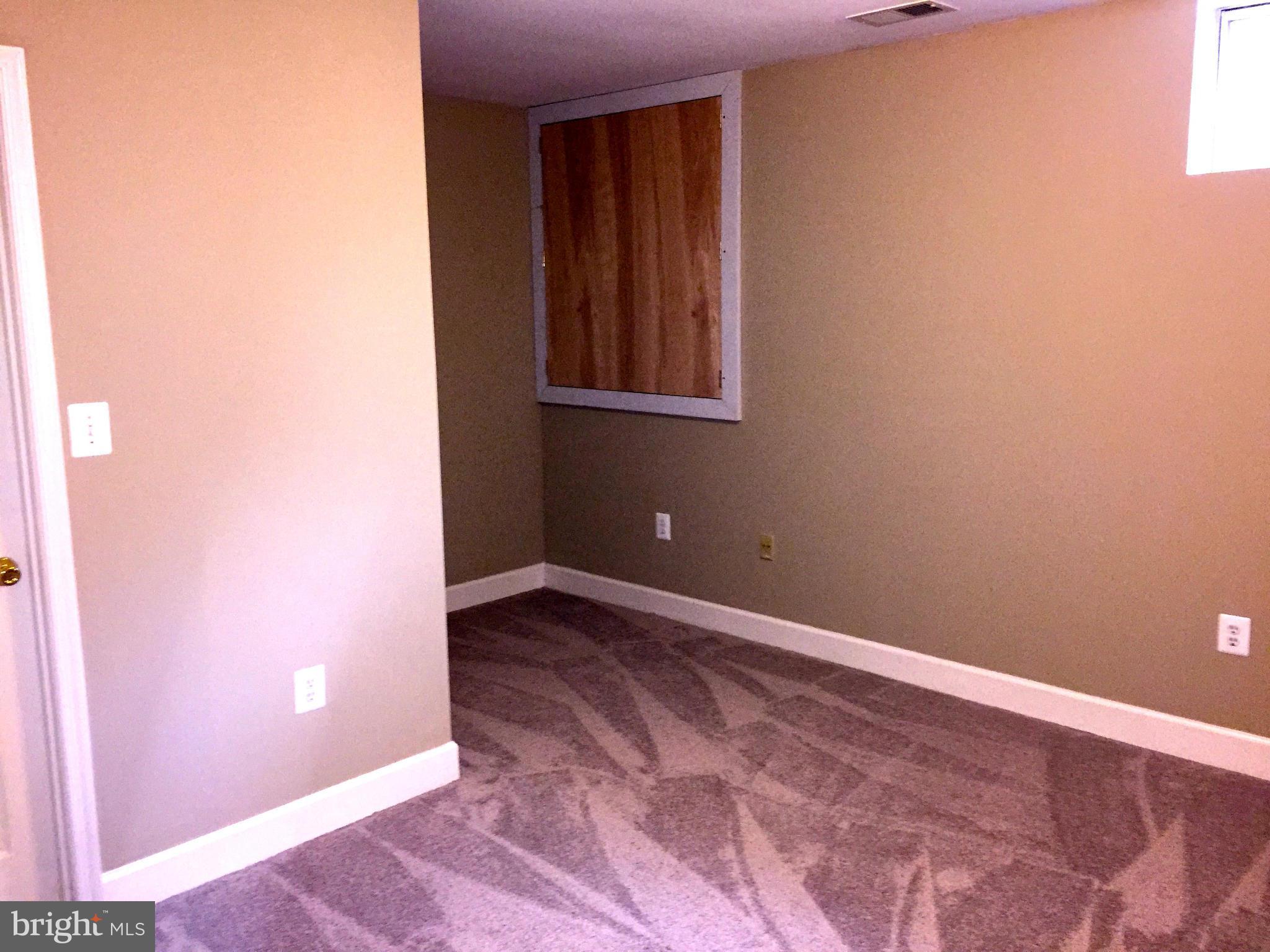 RICHLAND FOREST - Residential Lease