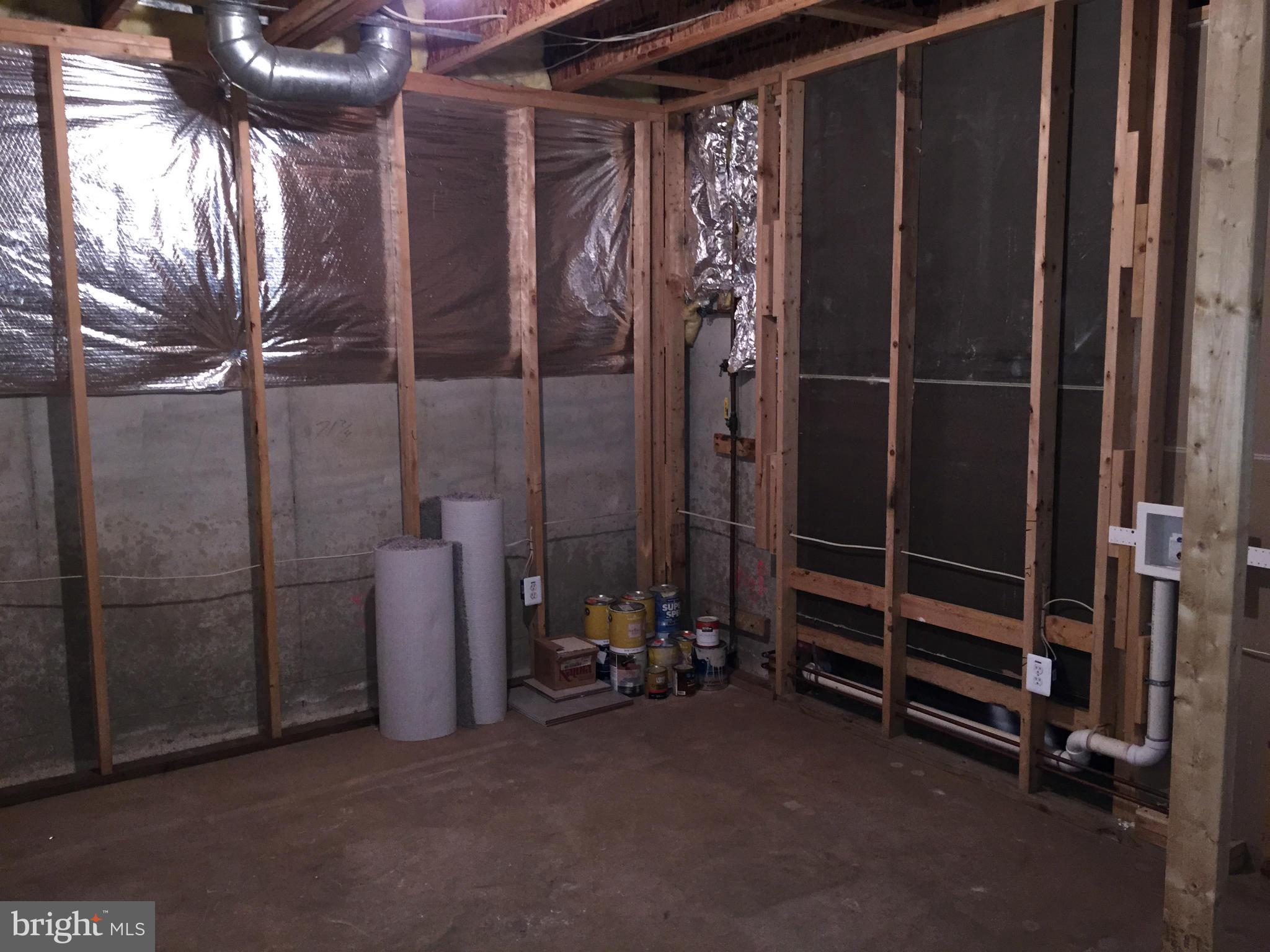 RICHLAND FOREST - Residential Lease